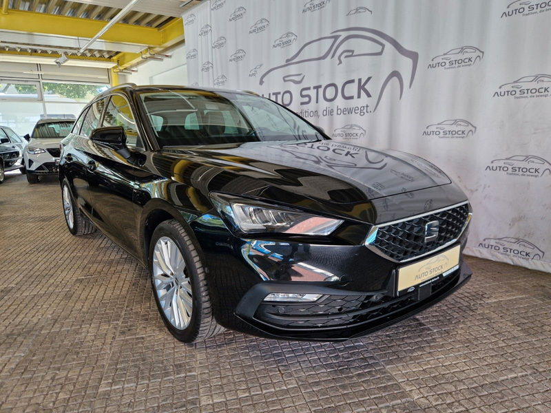 SEAT Leon ST 1.5 eTSI DSG Xcellence LED Navi PDC SH
