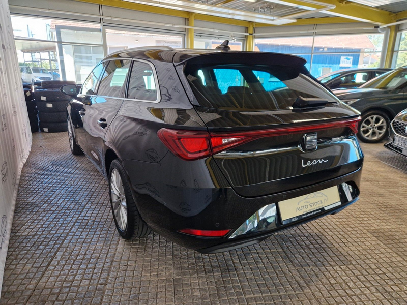 SEAT Leon ST 1.5 eTSI DSG Xcellence LED Navi PDC SH — photo 7