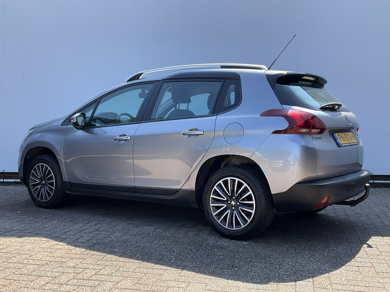 Peugeot 2008 1.2 Injectie Trekhaak Nav/Cruise Carplay Hoogzitte — photo 2