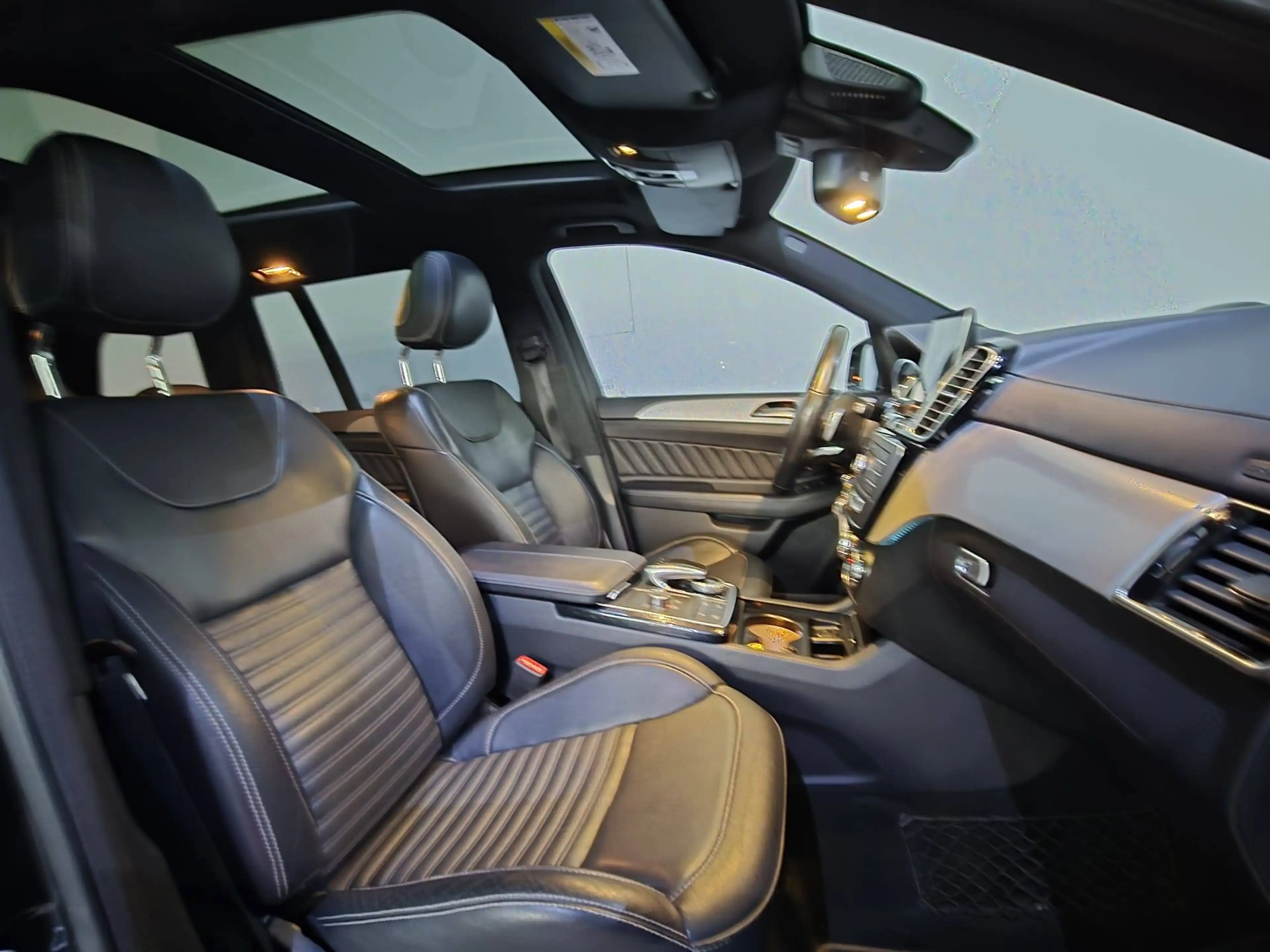 Mercedes-Benz GLS 350 GLS 350 d 4Matic , 7 Sitzer, Pano, 360° — photo 14
