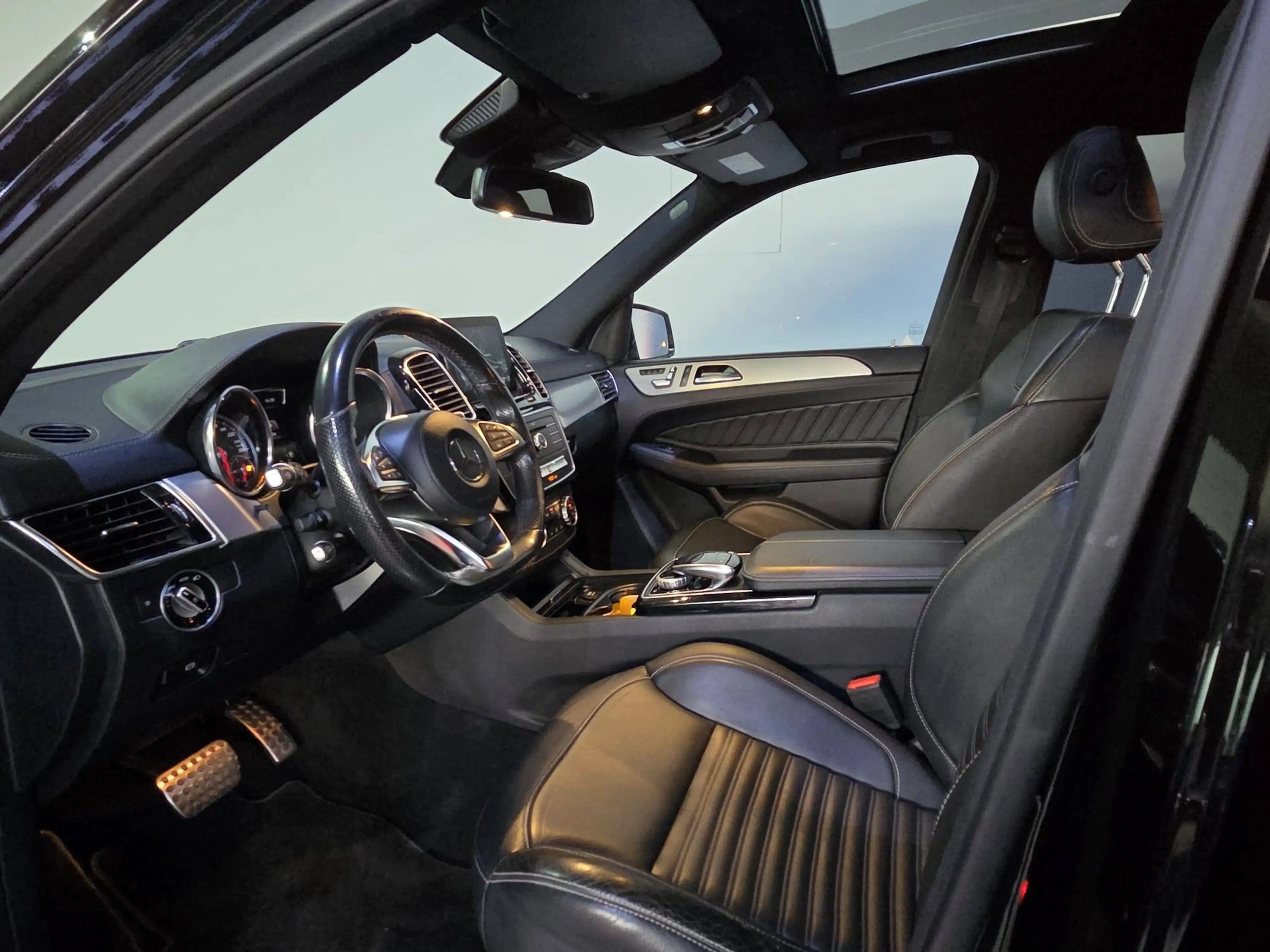 Mercedes-Benz GLS 350 GLS 350 d 4Matic , 7 Sitzer, Pano, 360° — photo 15