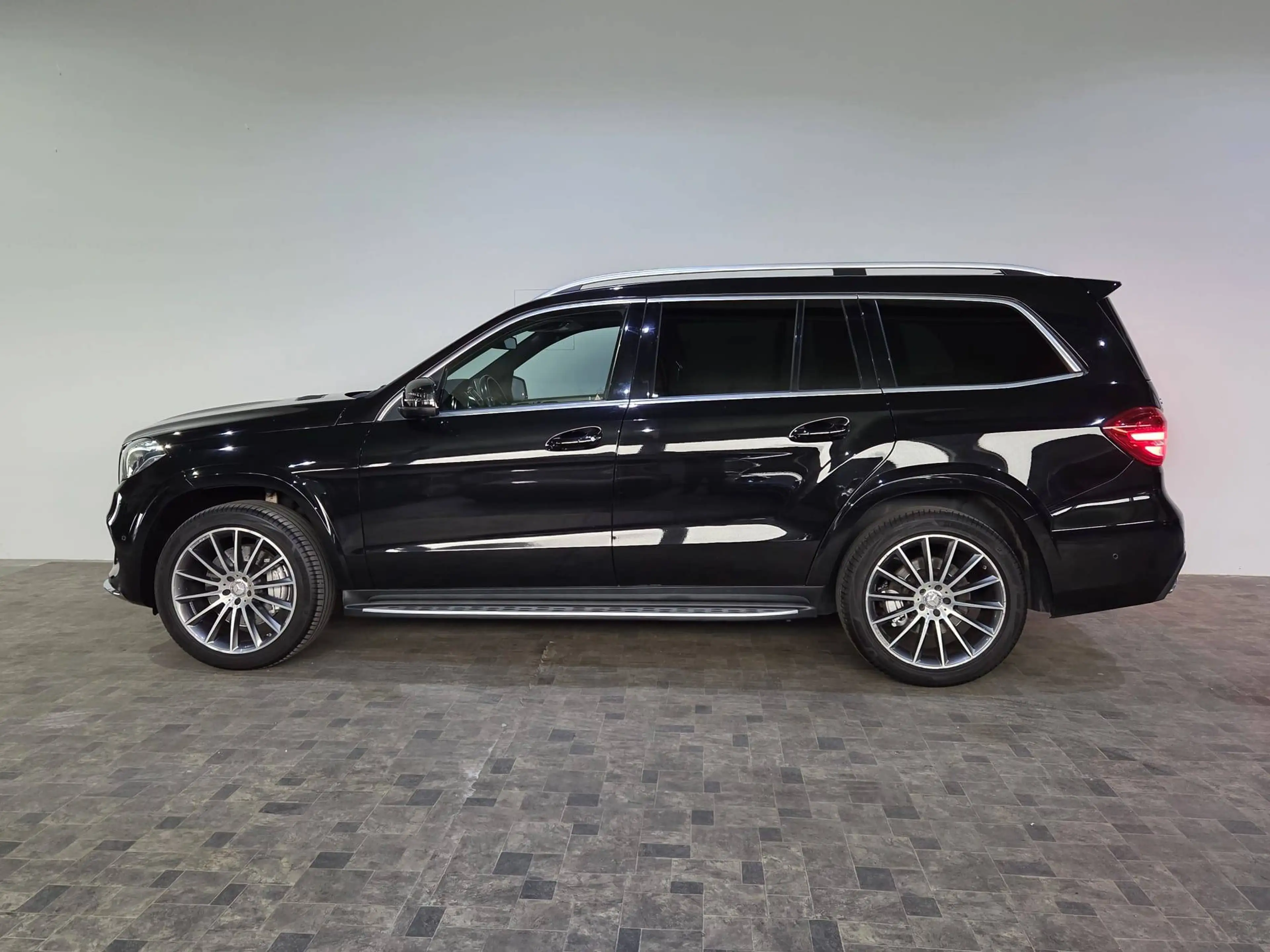 Mercedes-Benz GLS 350 GLS 350 d 4Matic , 7 Sitzer, Pano, 360° — photo 5