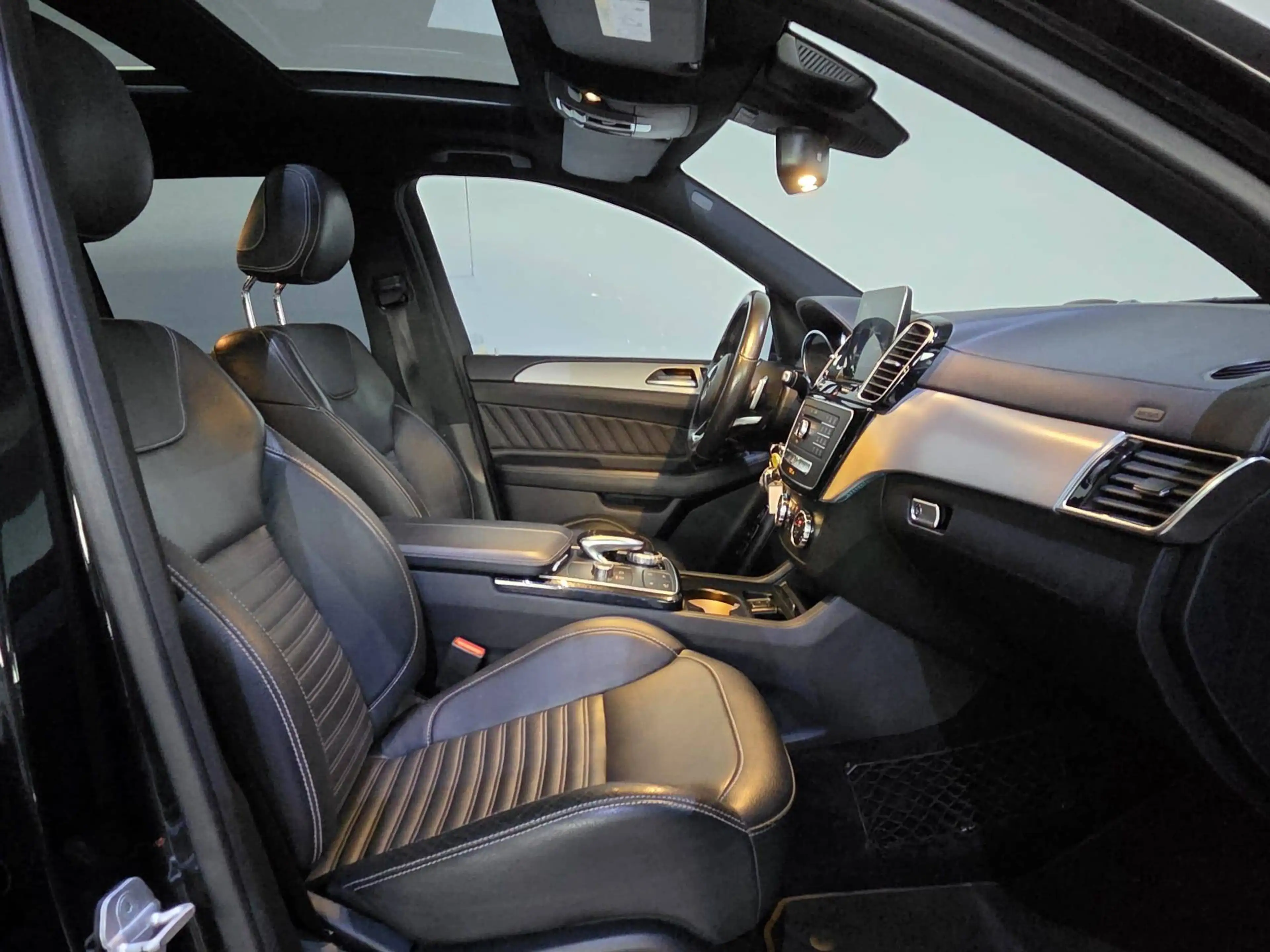 Mercedes-Benz GLS 350 GLS 350 d 4Matic , 7 Sitzer, Pano, 360° — photo 13
