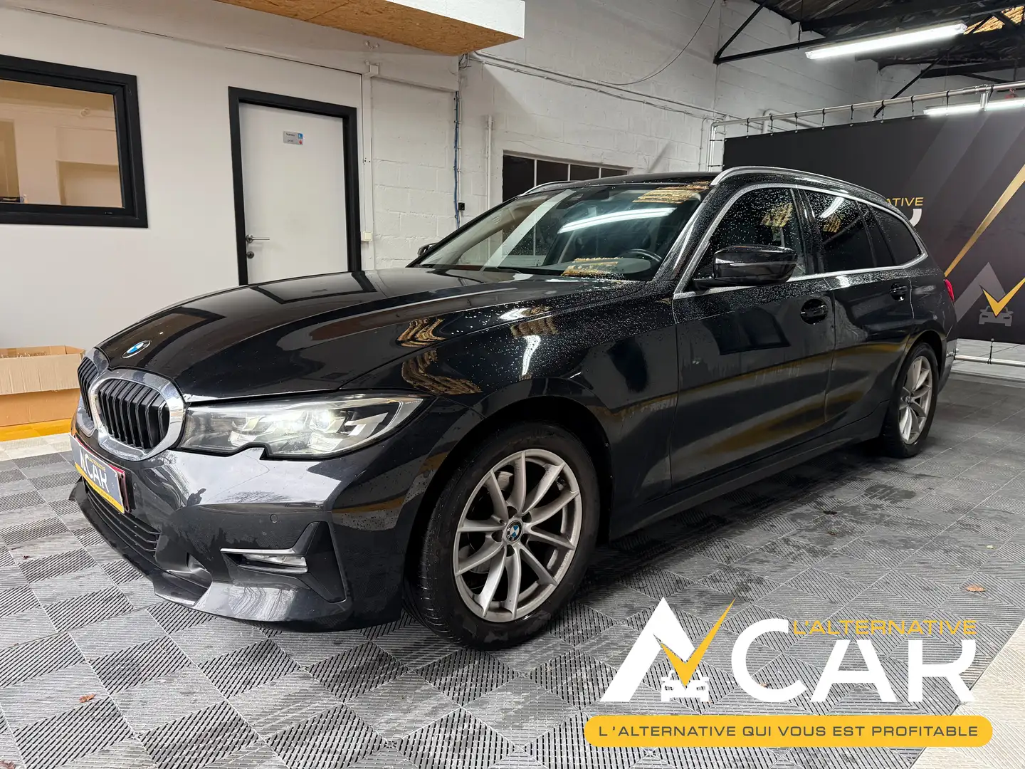 BMW 318 Touring 318iA - GARANTIE 12M Noir - 1