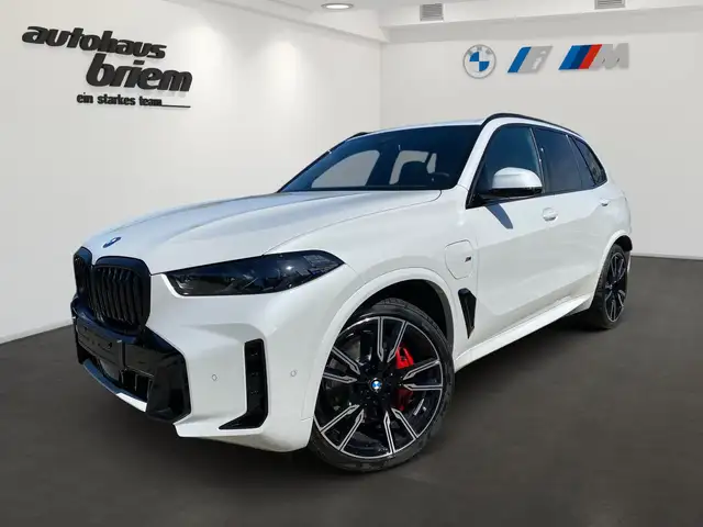 BMW X5 in White for sale