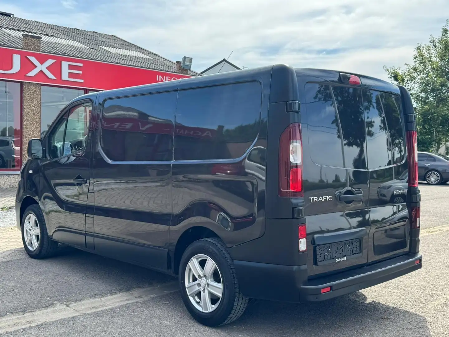 Renault Trafic 1.6 DCI UTILITAIRE 3 PLACES Noir - 2