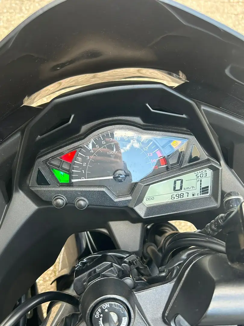 Kawasaki Ninja 300 - 1