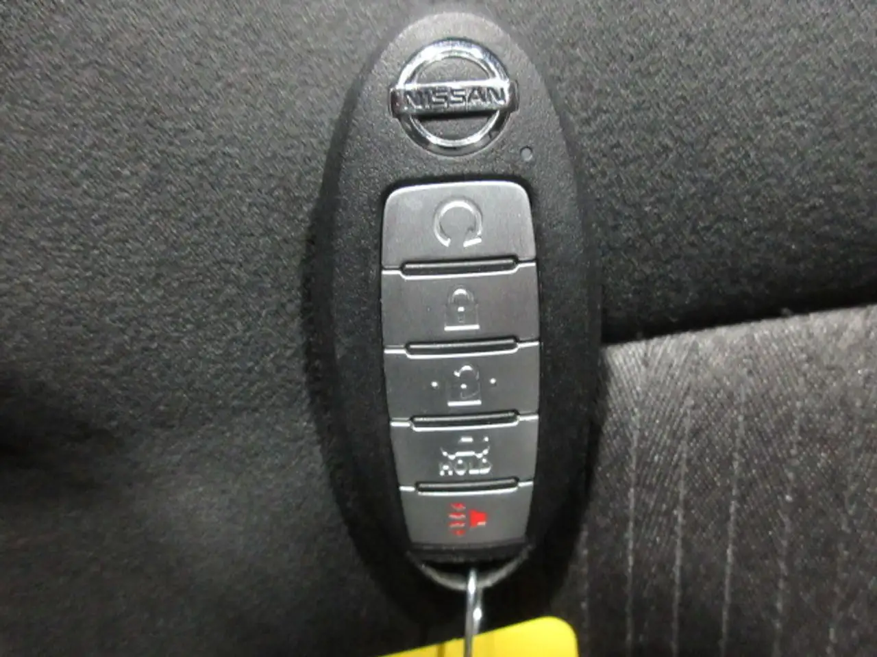 Nissan Altima снимка Nissan Altima