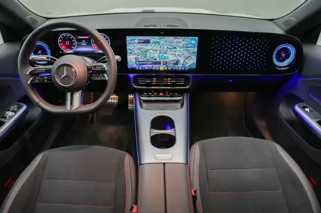 Mercedes-Benz CLA 350 4MATIC mit EQ Technologie WPumpe LED Ansicht 7