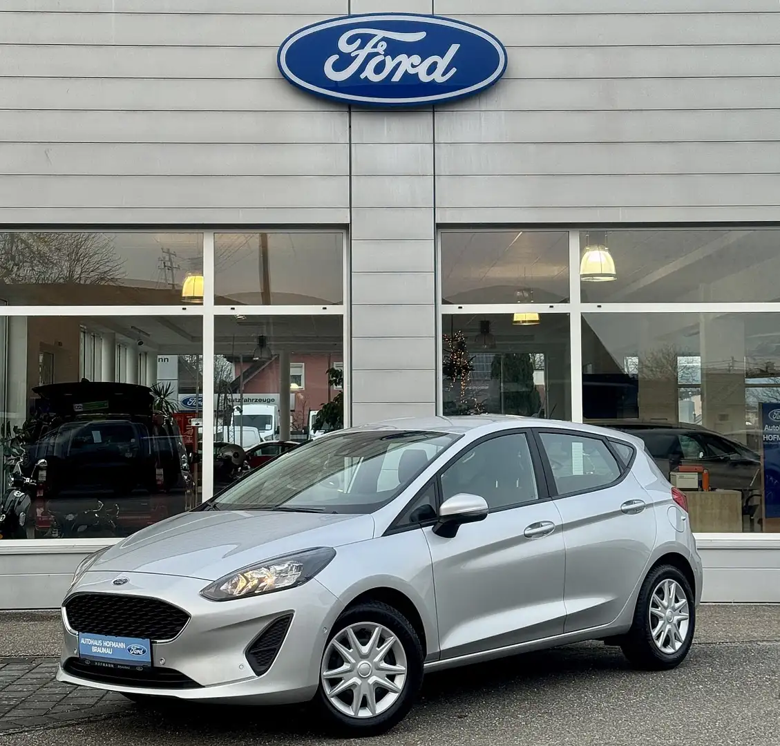 Ford Fiesta Cool & Connect 1,1 Start/Stop Silber - 1