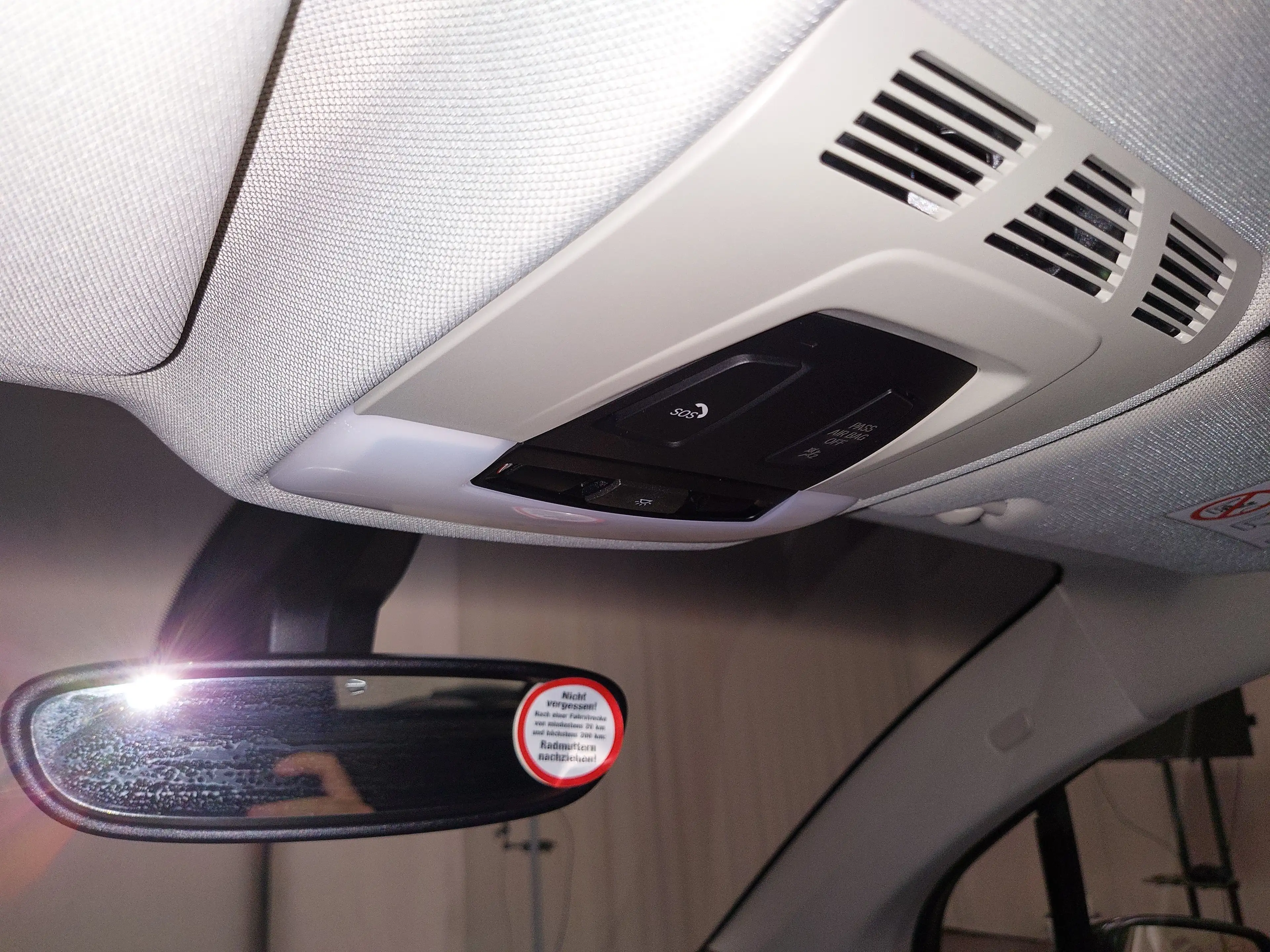 BMW i3 (120 Ah) Navi Bluetooth LED PDC — photo 13