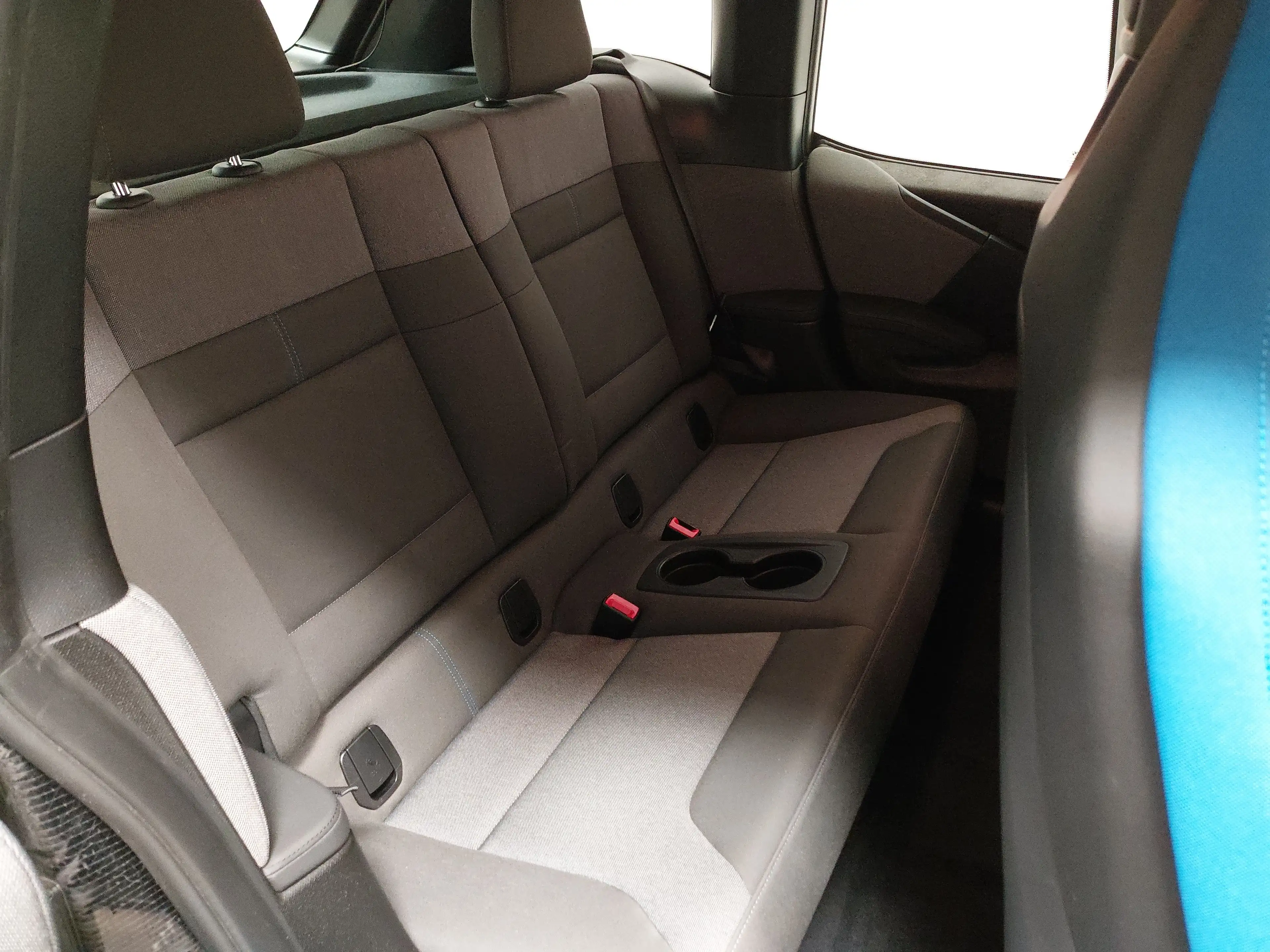 BMW i3 (120 Ah) Navi Bluetooth LED PDC — photo 22