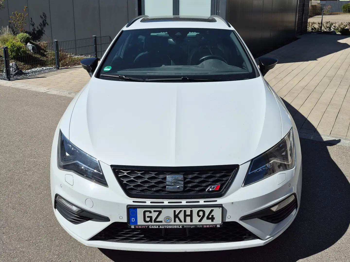 SEAT Leon Leon ST ST 2.0 TSI Start Weiß - 1