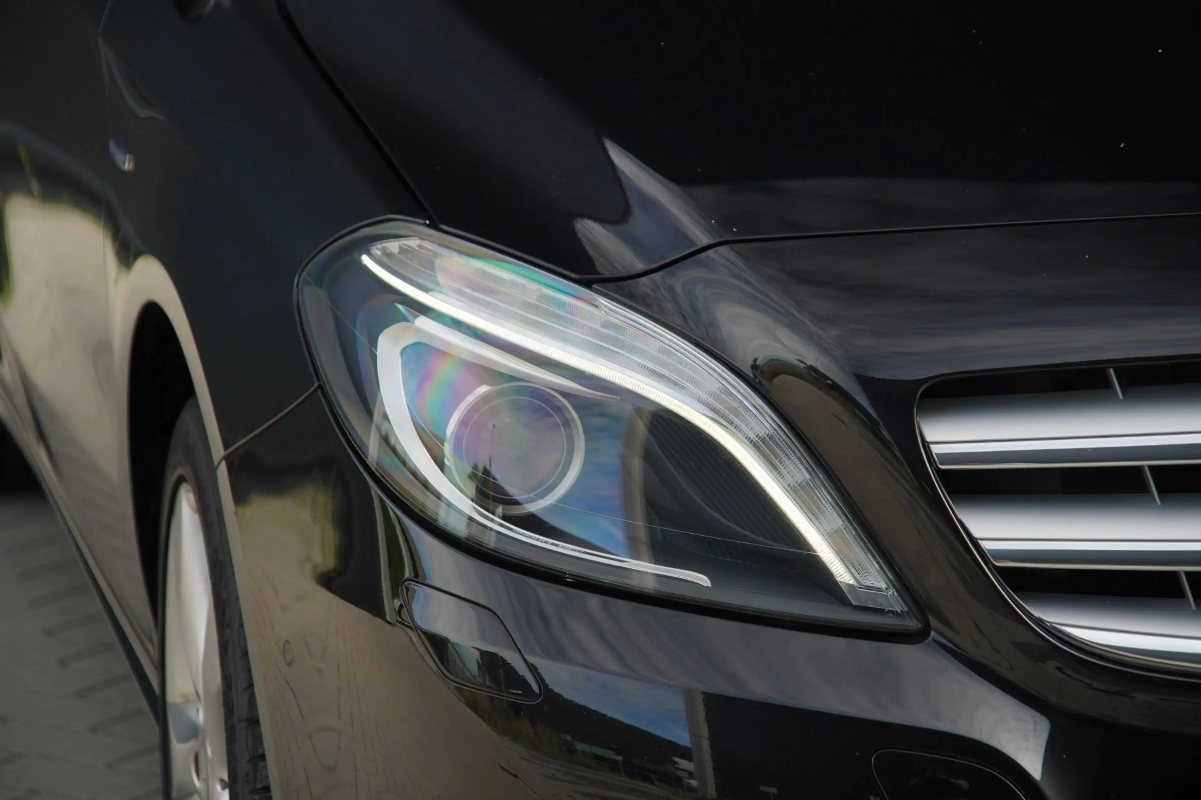 Mercedes-Benz B 180 Ambition Bi-xenon|Leder|Cruise|LM — photo 5