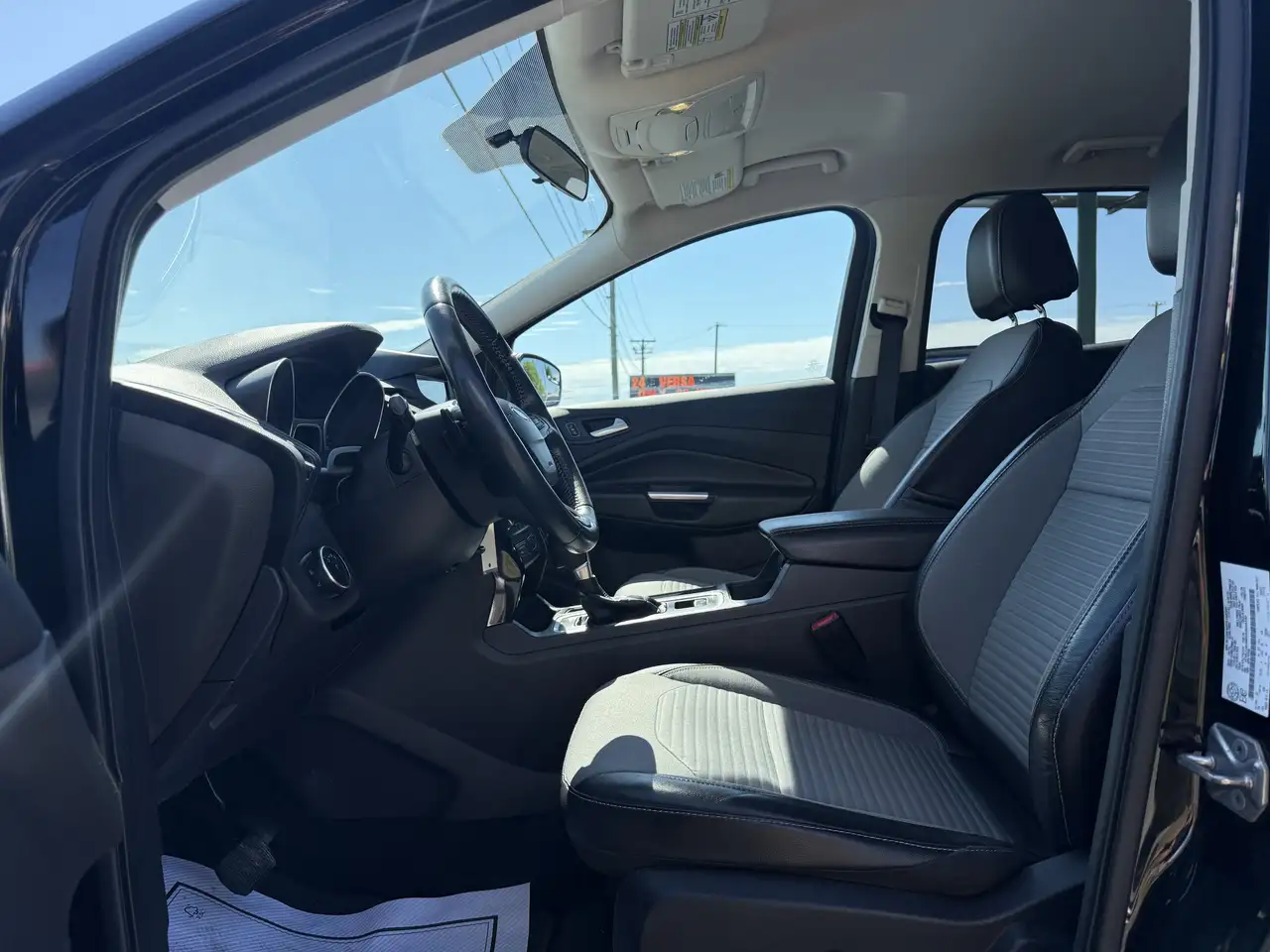 Ford Escape photo Ford Escape