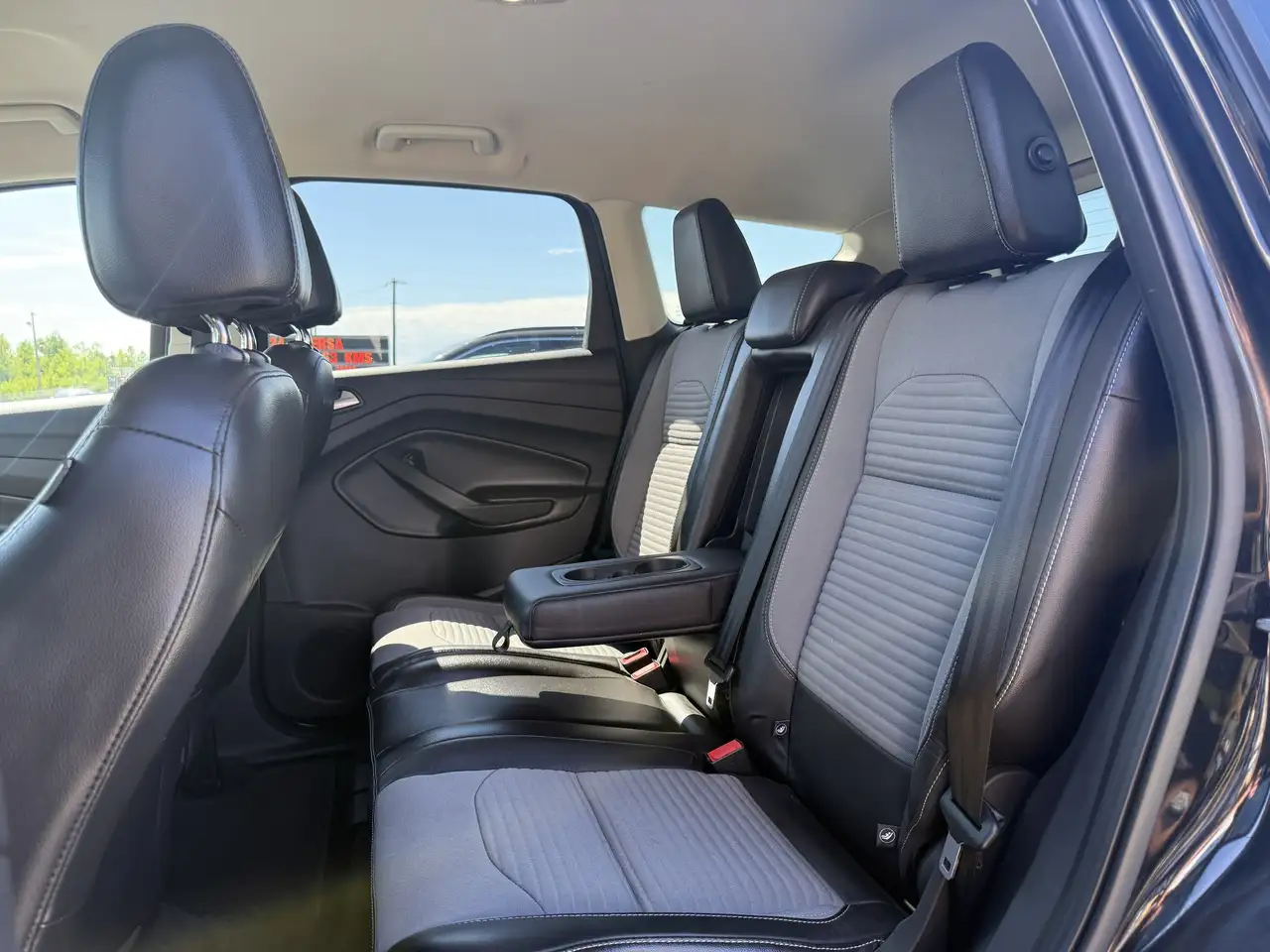 Ford Escape photo Ford Escape