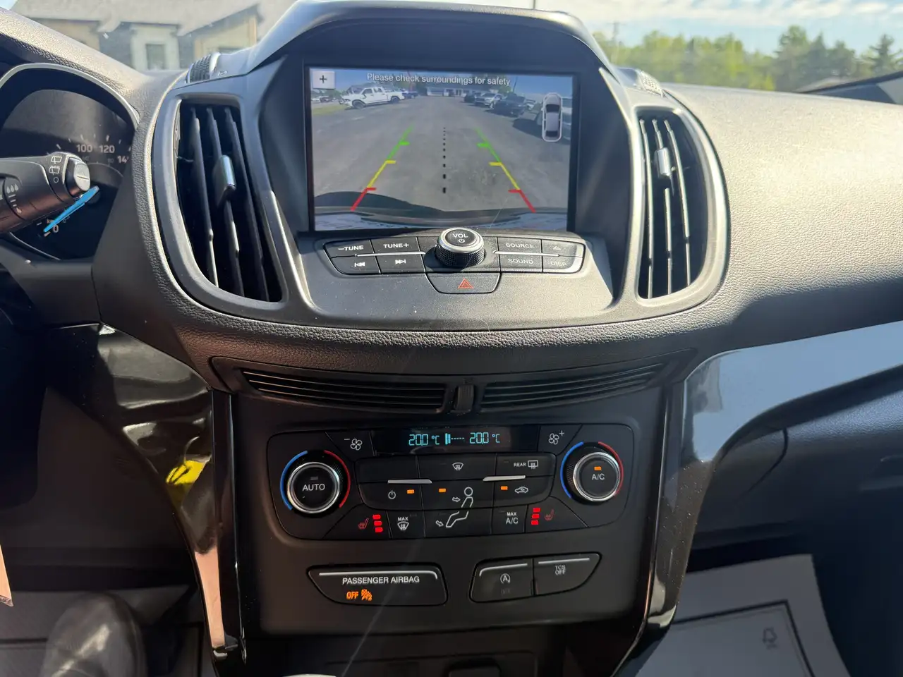 Ford Escape photo Ford Escape