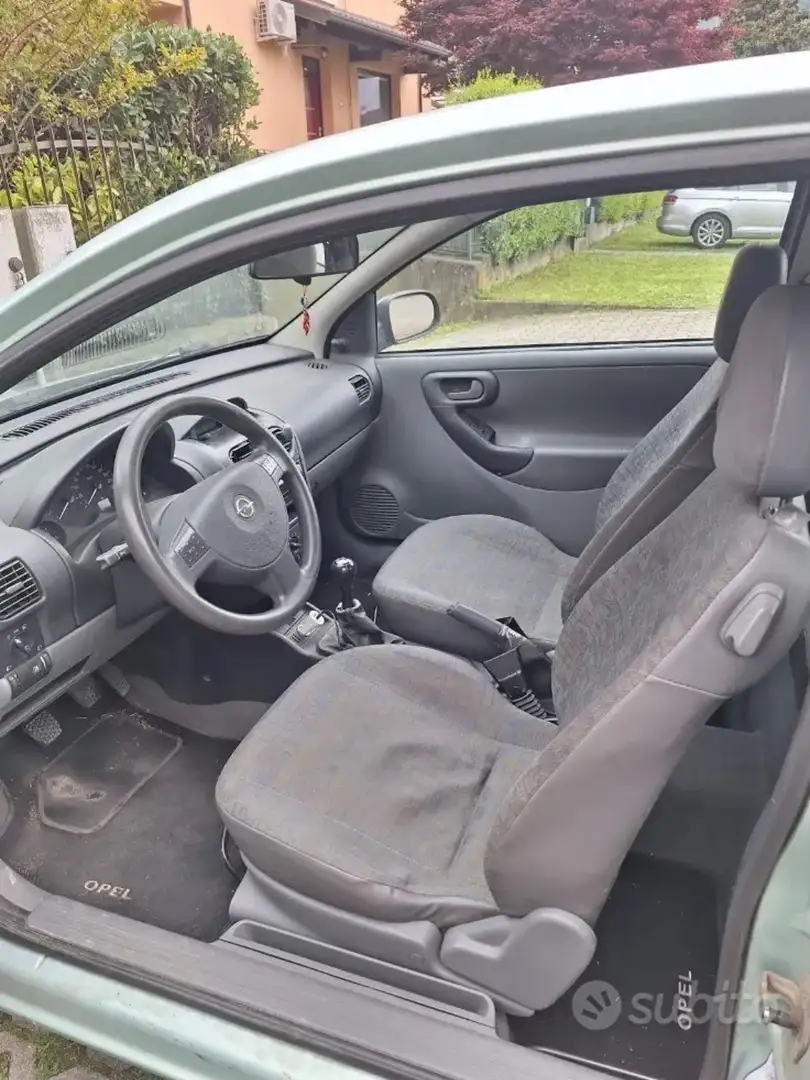 Opel Corsa 3p 1.0 12v Swing c/2airbag 55cv - 1
