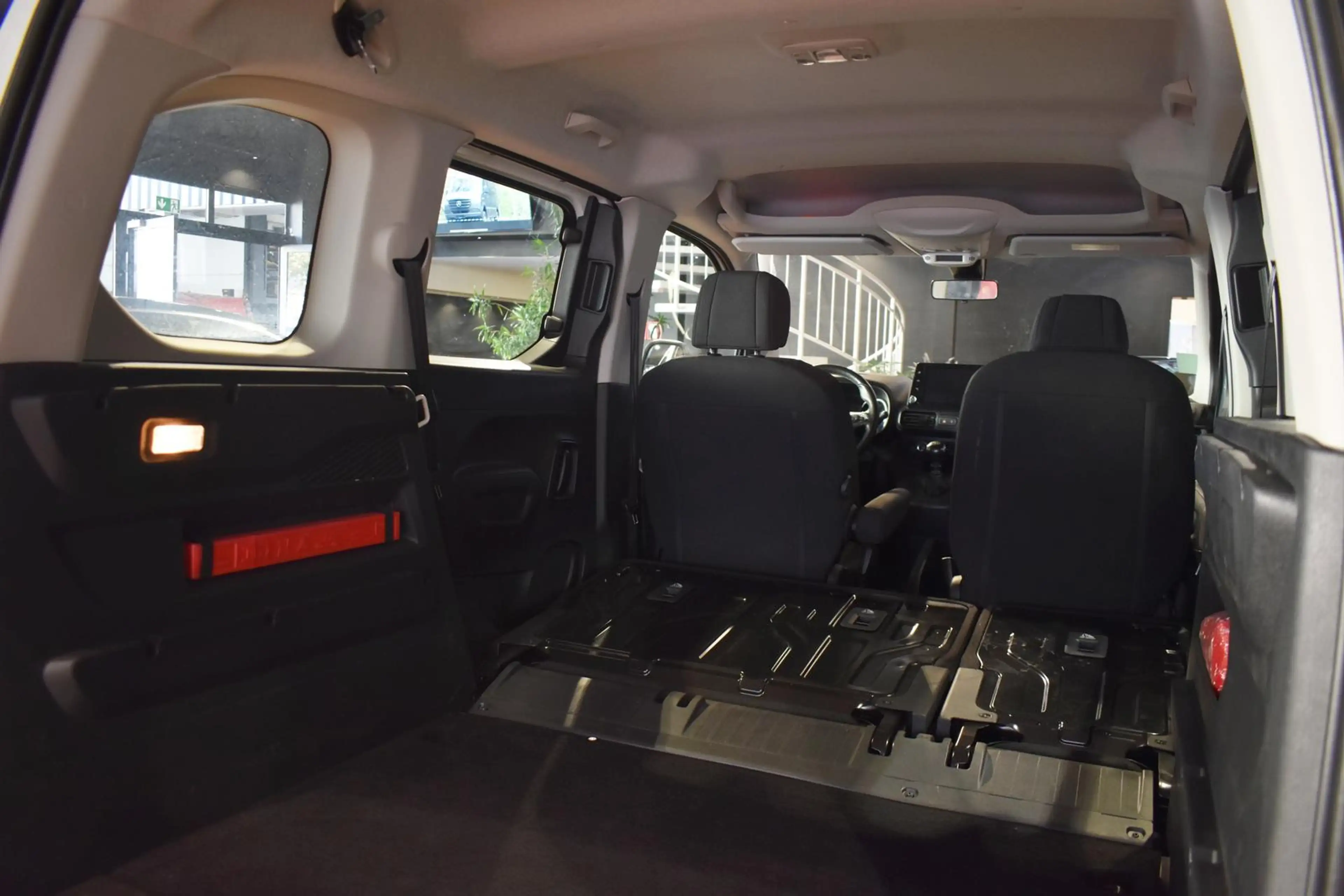 Opel Combo Life EDITION 5SITZE NAVI TEMPOMAT SHZ PDC VKZ 1.2 TURBO — photo 12