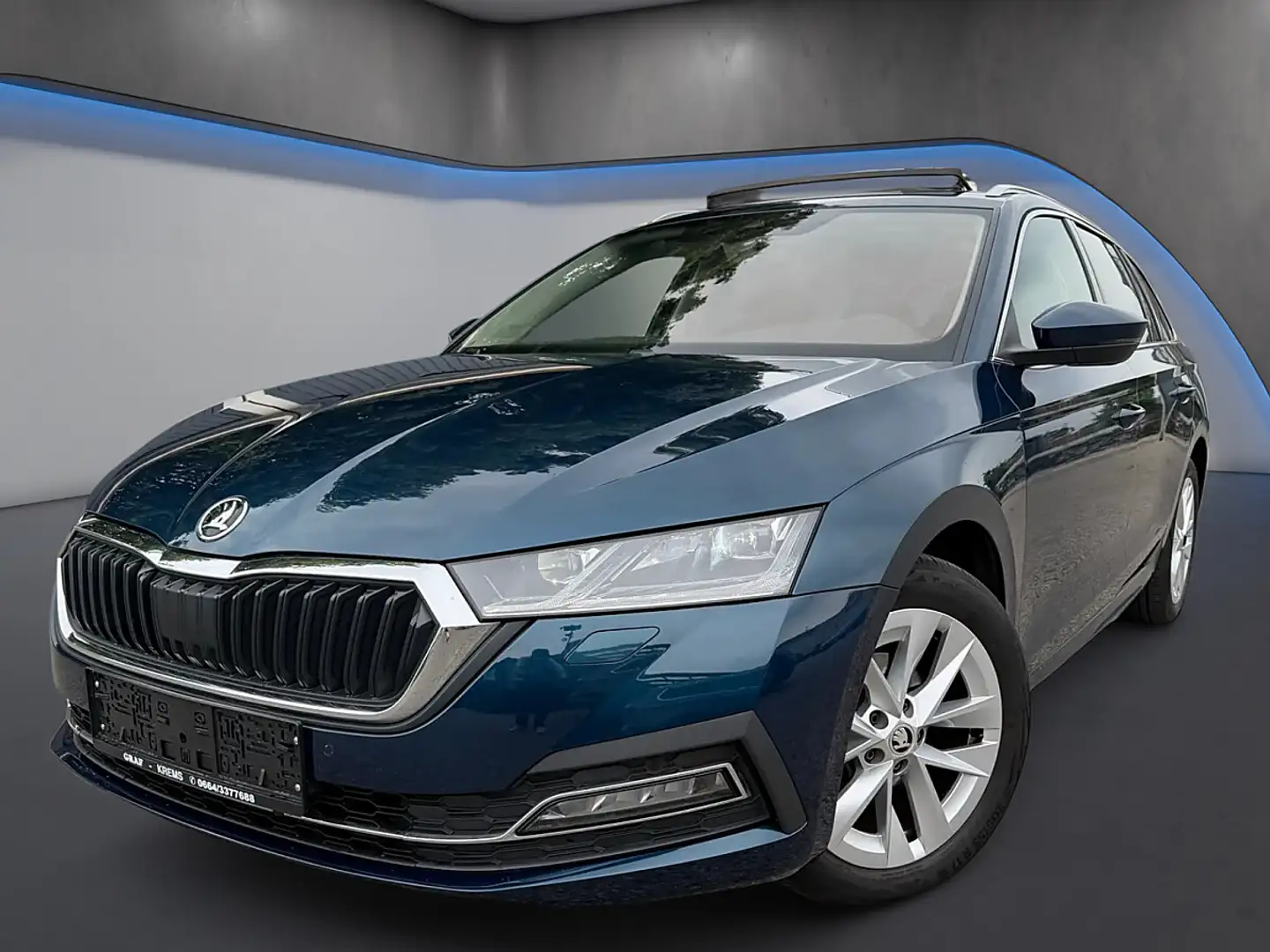 Skoda Octavia Combi 2,0 TDI Style DSG*Pano*Virtual*Matrix*ACC* Blau - 1
