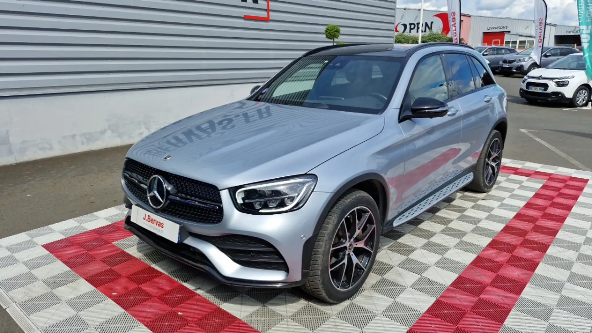 Mercedes-Benz GLC 300 300 DE 9G-TRONIC 4MATIC AMG LINE - 2