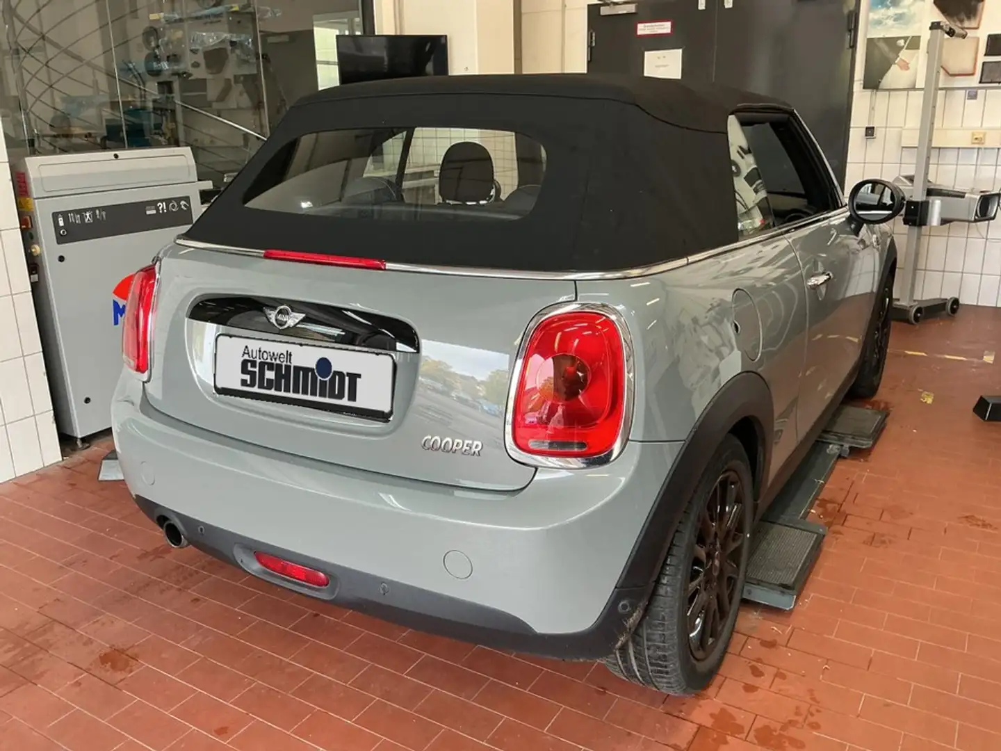 MINI Cooper Cabrio + 1.HAND + GARANTIE Grijs - 2