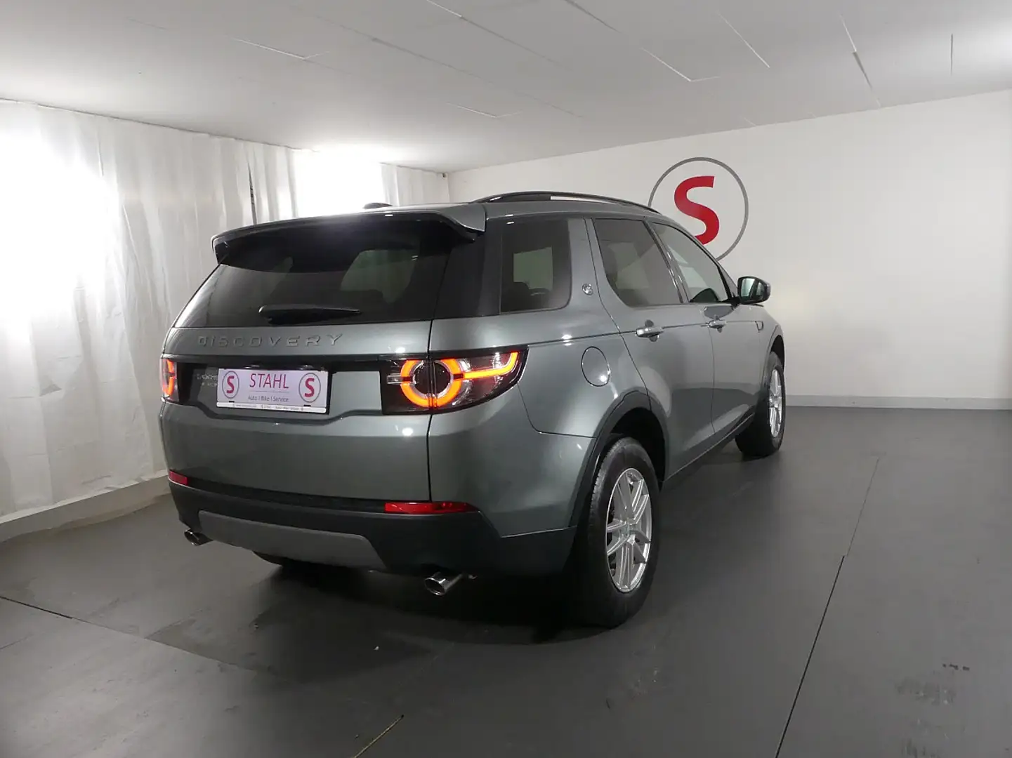 Land Rover Discovery Sport eD4 SE | Auto Stahl Wien 23 Verde - 2