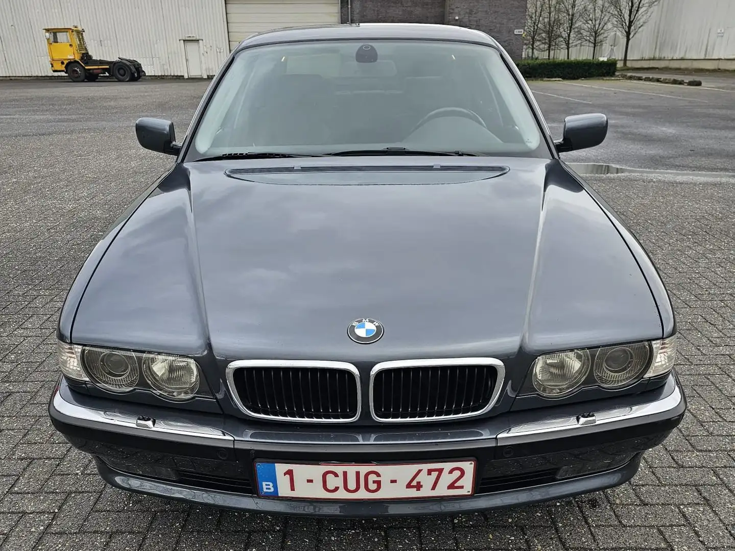 BMW 735 735iL Grey - 1