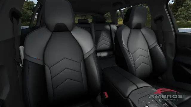 BMW 5 Series view 10