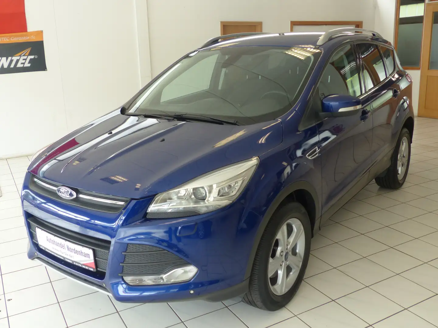 Ford Kuga 1.6 Sync Edition*KLIMAAUTOMATIK*NAVI*1.HAND* Blauw - 2