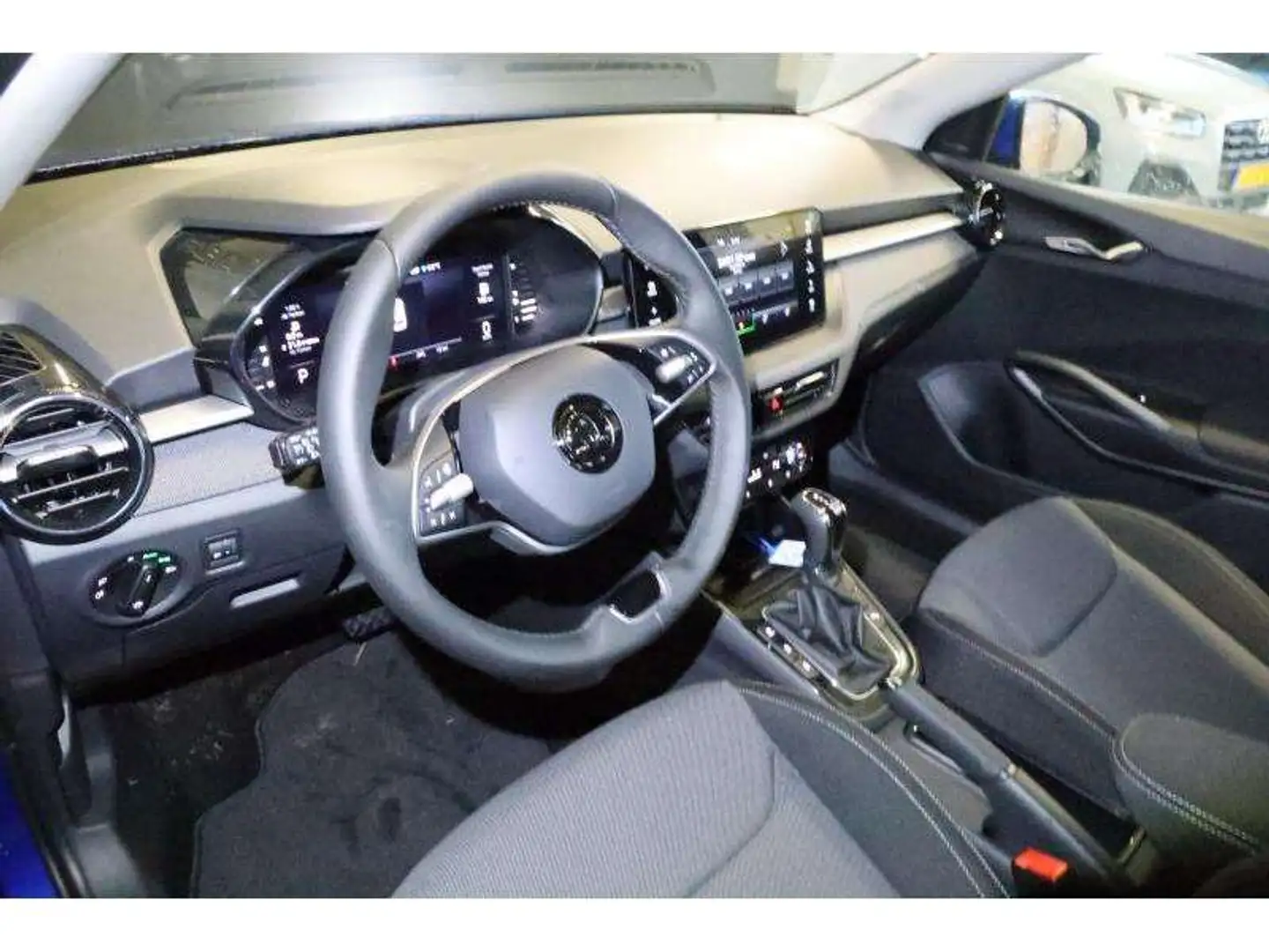 Skoda Fabia Selection Bleu - 2