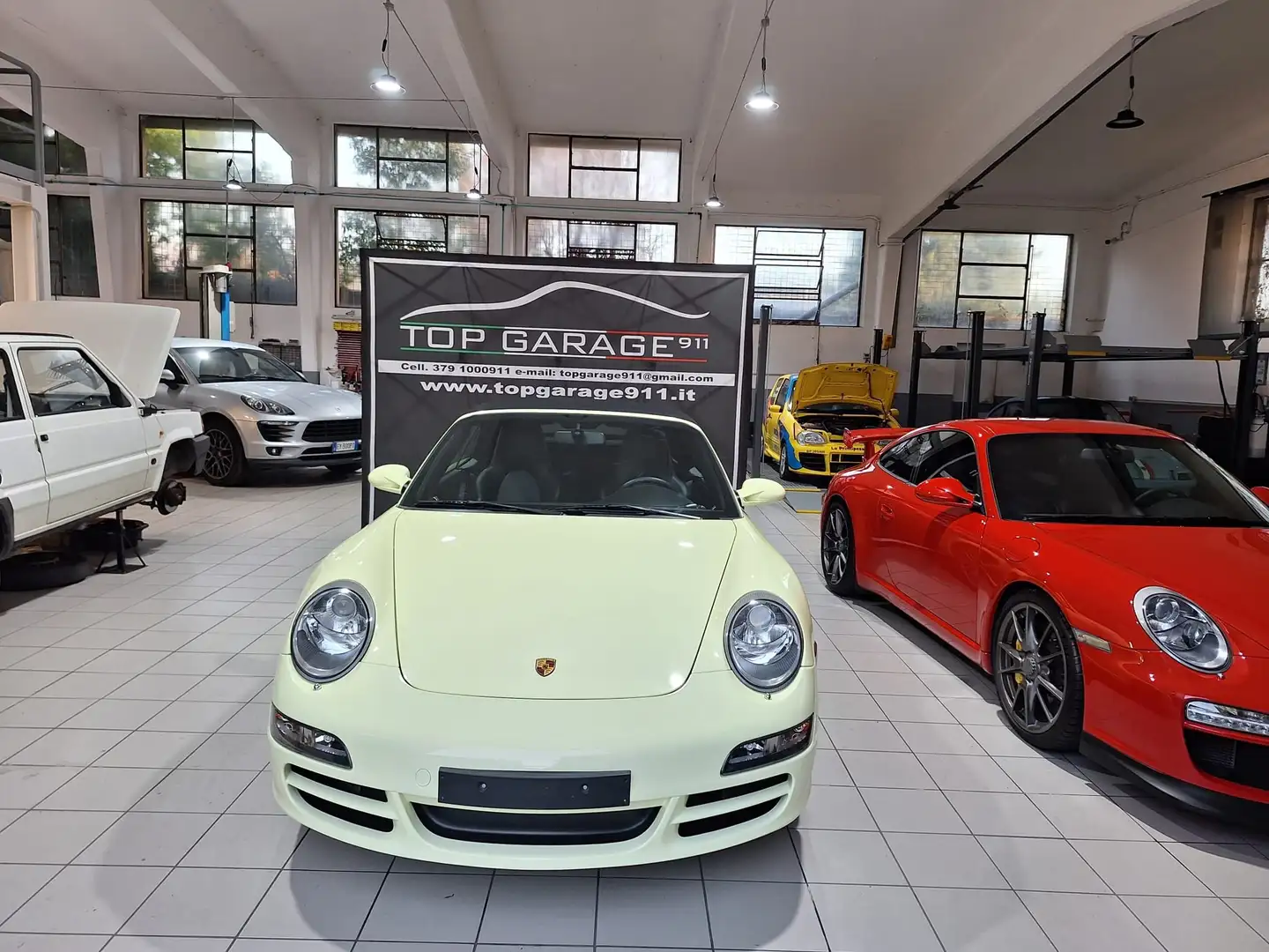 Porsche 997 911 Cabrio 3.6 Carrera 325cv RARISSIMA! Giallo - 2