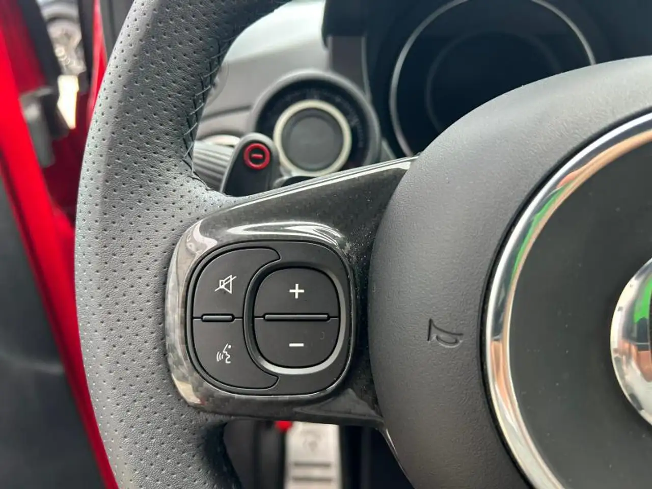 Abarth 695 1.4 t-jet Competizione 180cv auto 12