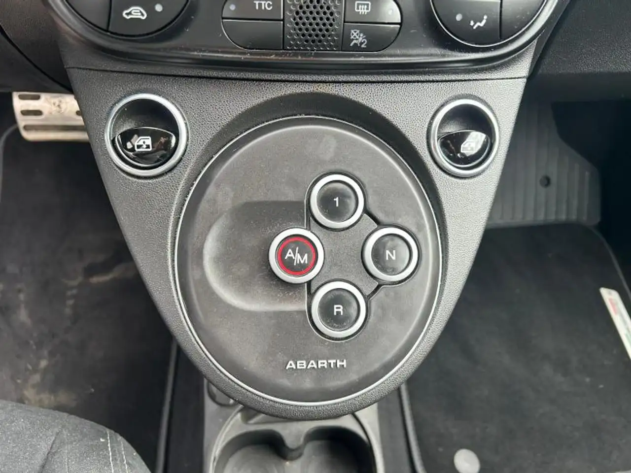 Abarth 695 1.4 t-jet Competizione 180cv auto 16