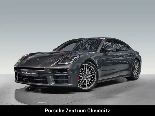 Porsche Panamera main image