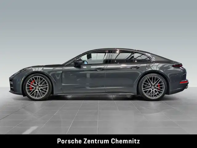 Porsche Panamera view 2