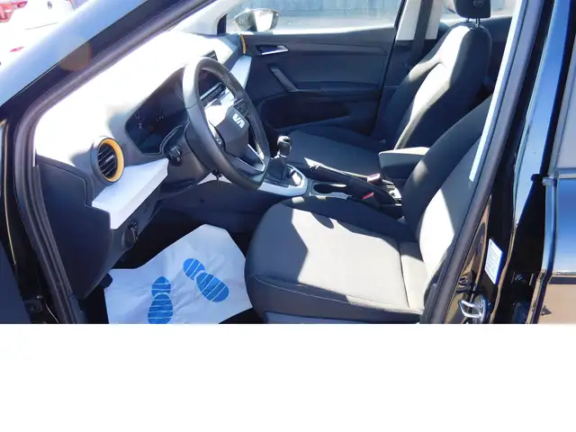 Seat Arona view 12