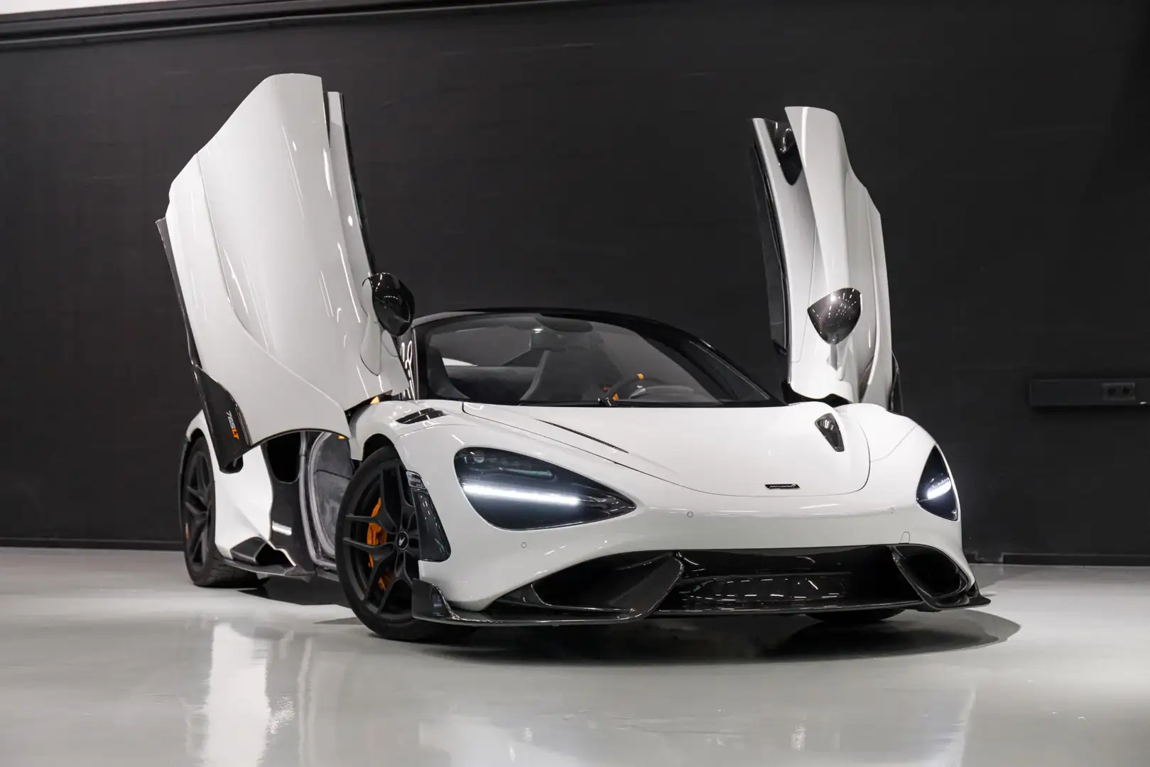 McLaren Sonstige 765LT 4.0 V8 Spider | MSO Cirrus Grey | New Servic Grau - 1