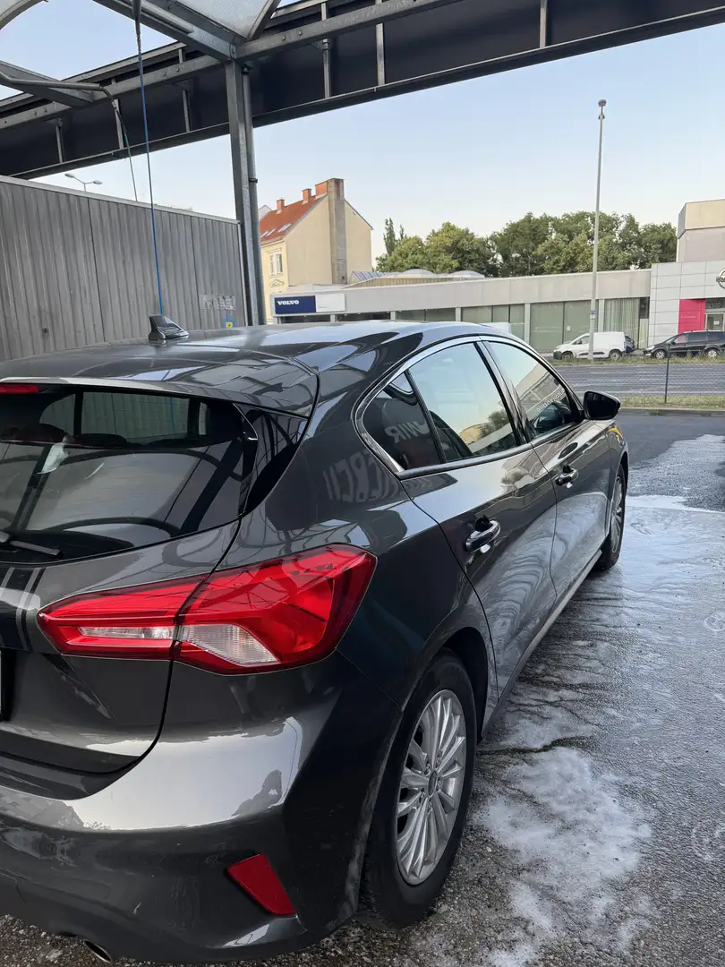 Ford Focus 1,0 EcoBoost Trend - 1