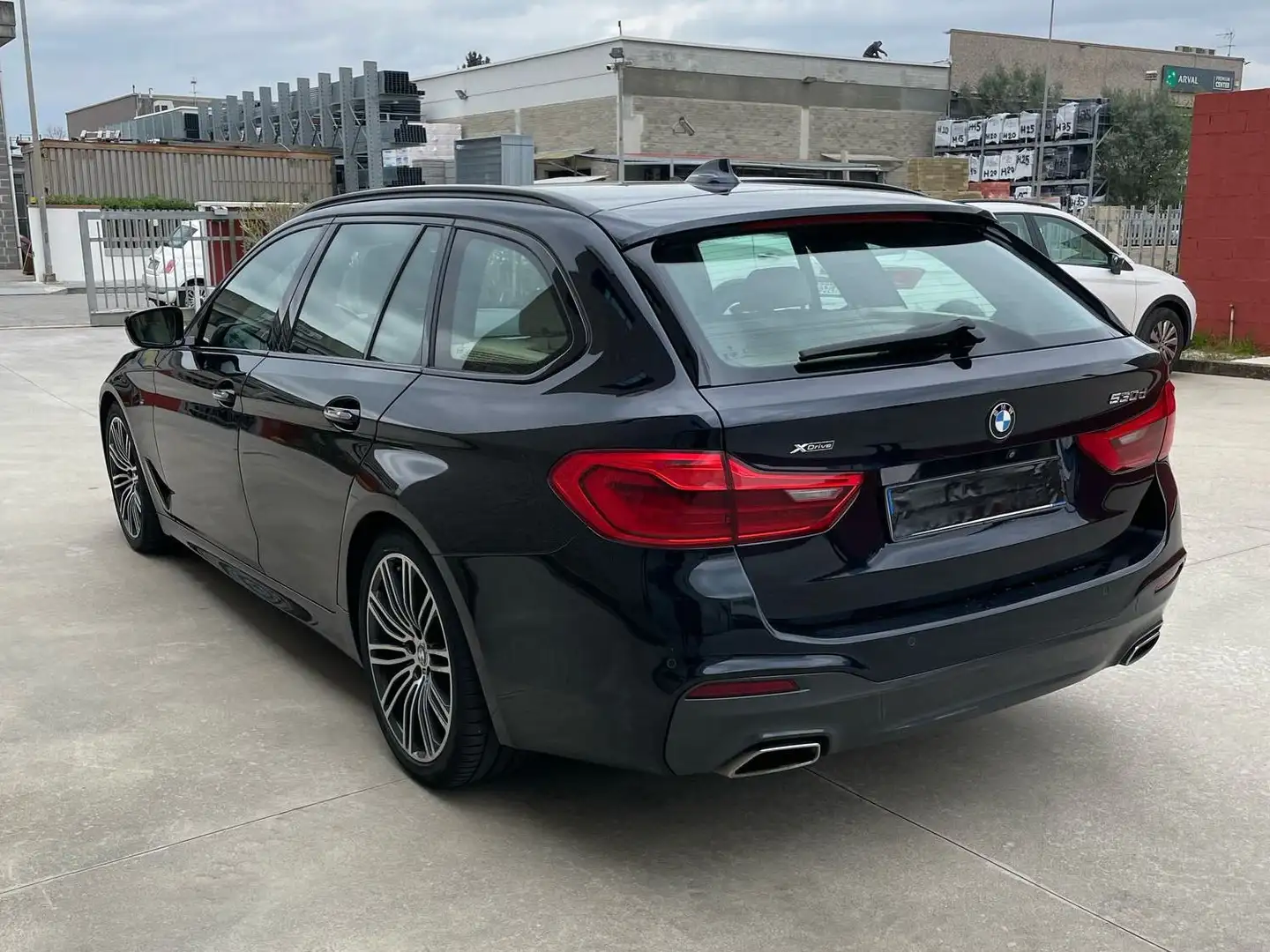 BMW 530 Serie 5 G31 2017 530d xdrive 265cv Noir - 2