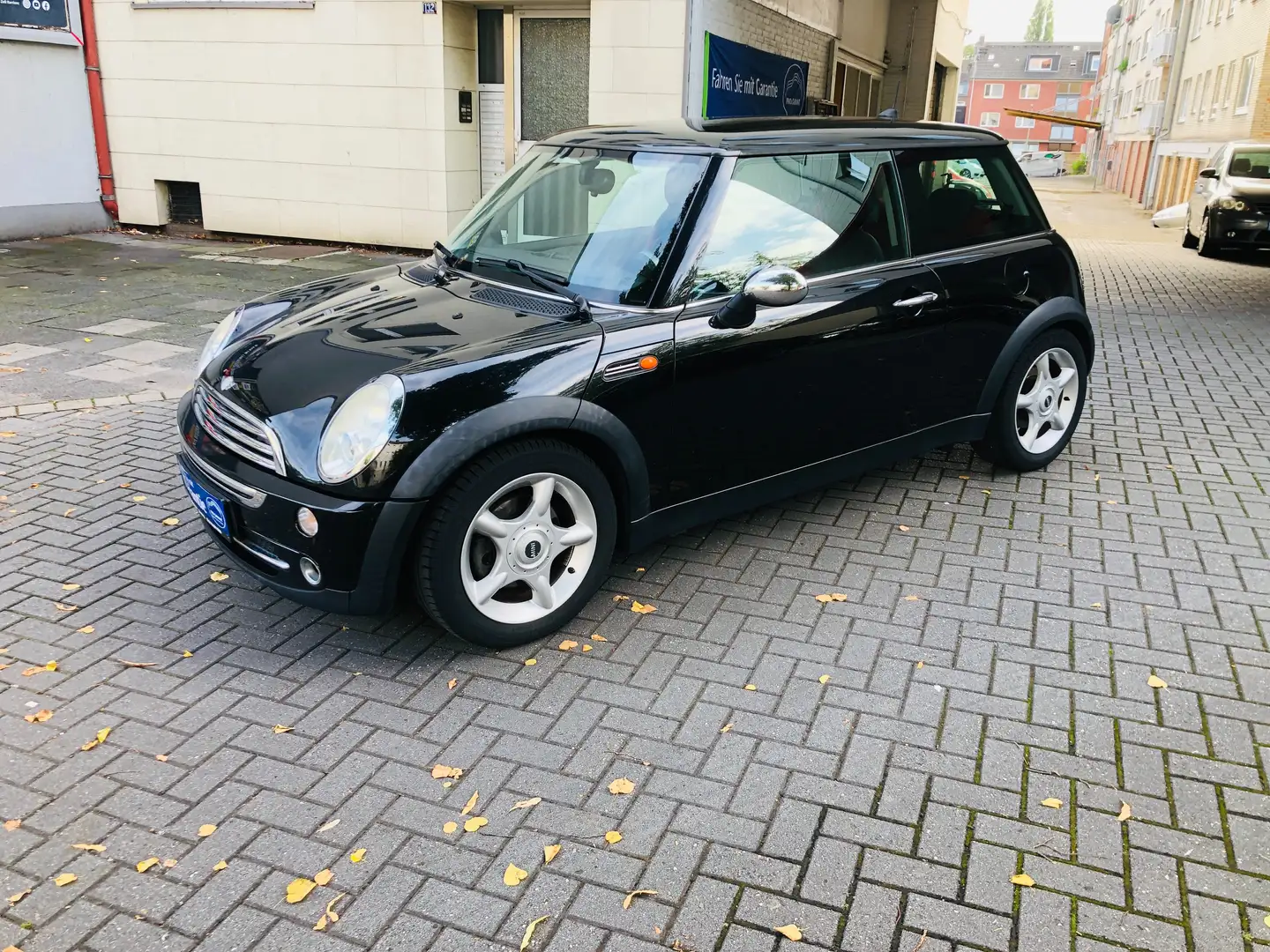 MINI Cooper Cooper 1,6+KLIMA+ABS+SERVO+2 J TÜV NEU Schwarz - 1