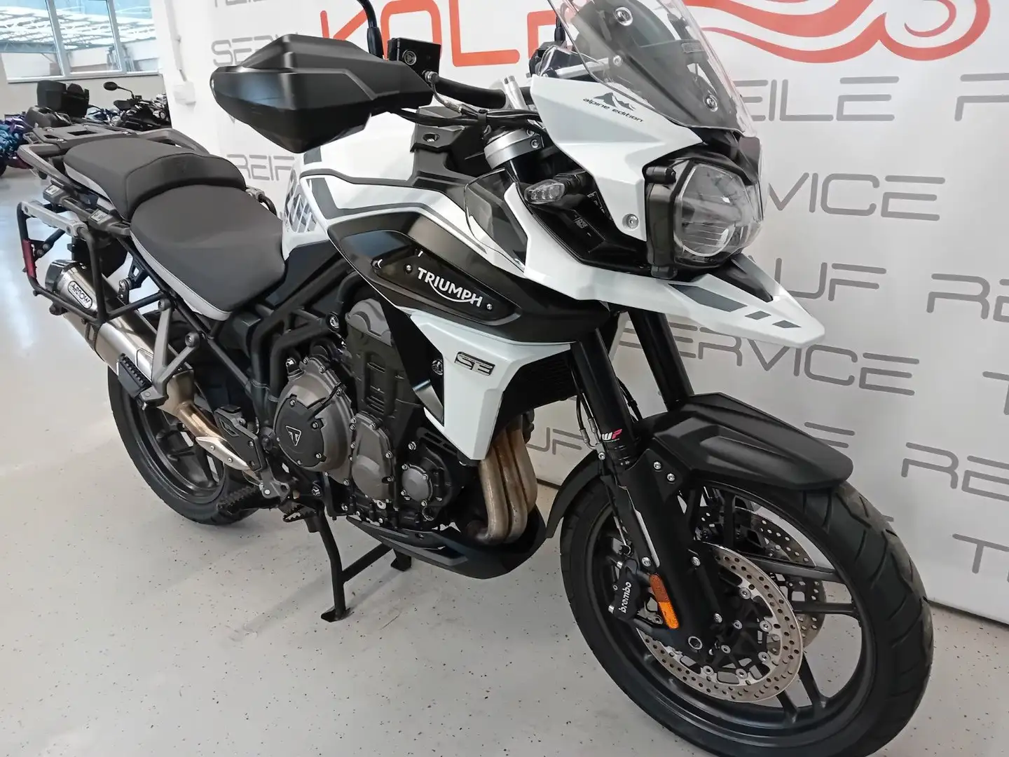 Triumph Tiger 1200 Alpine Blanco - 2