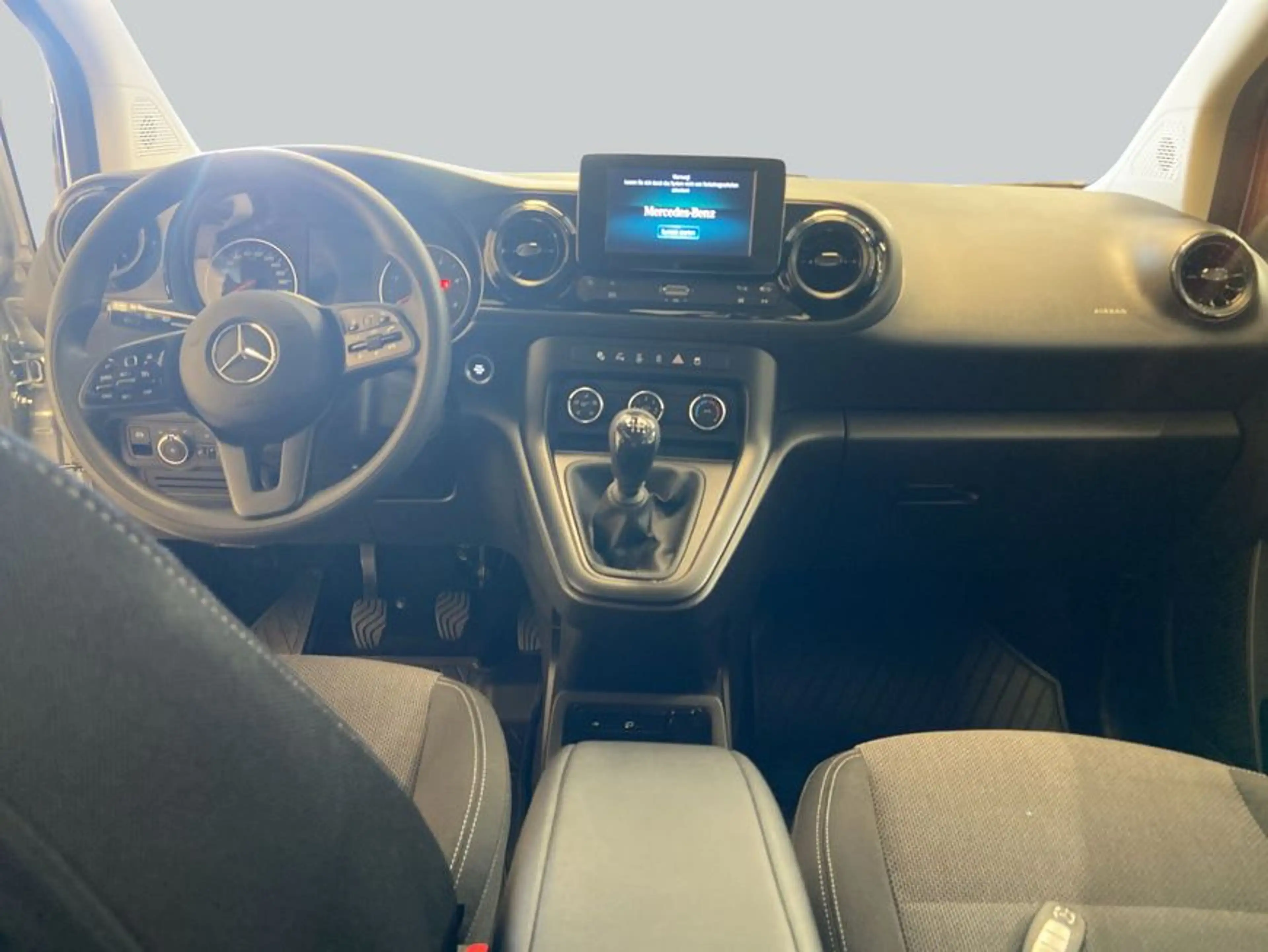 Mercedes-Benz T-Class T-Klasse — photo 12