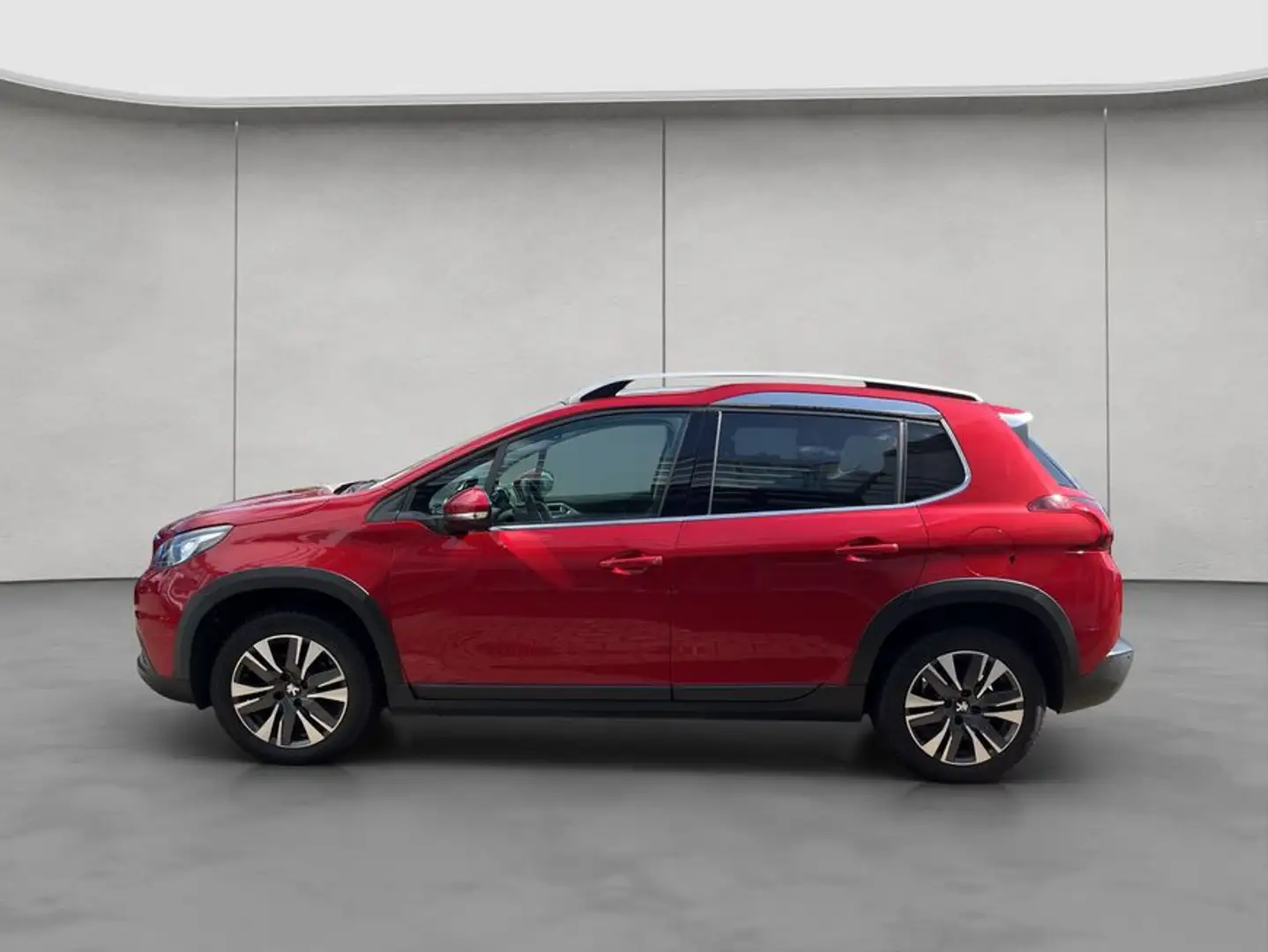 Peugeot 2008 PureTech 110 Stop&Start Allure Glasdach Nav Rouge - 2