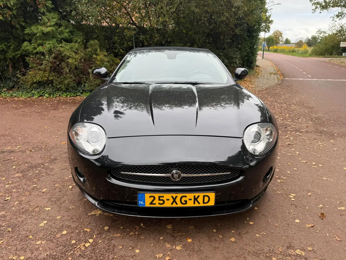 Jaguar XK 4.2 V8 Convertible / Navi / leder / Xenon / Automa Zwart - 2