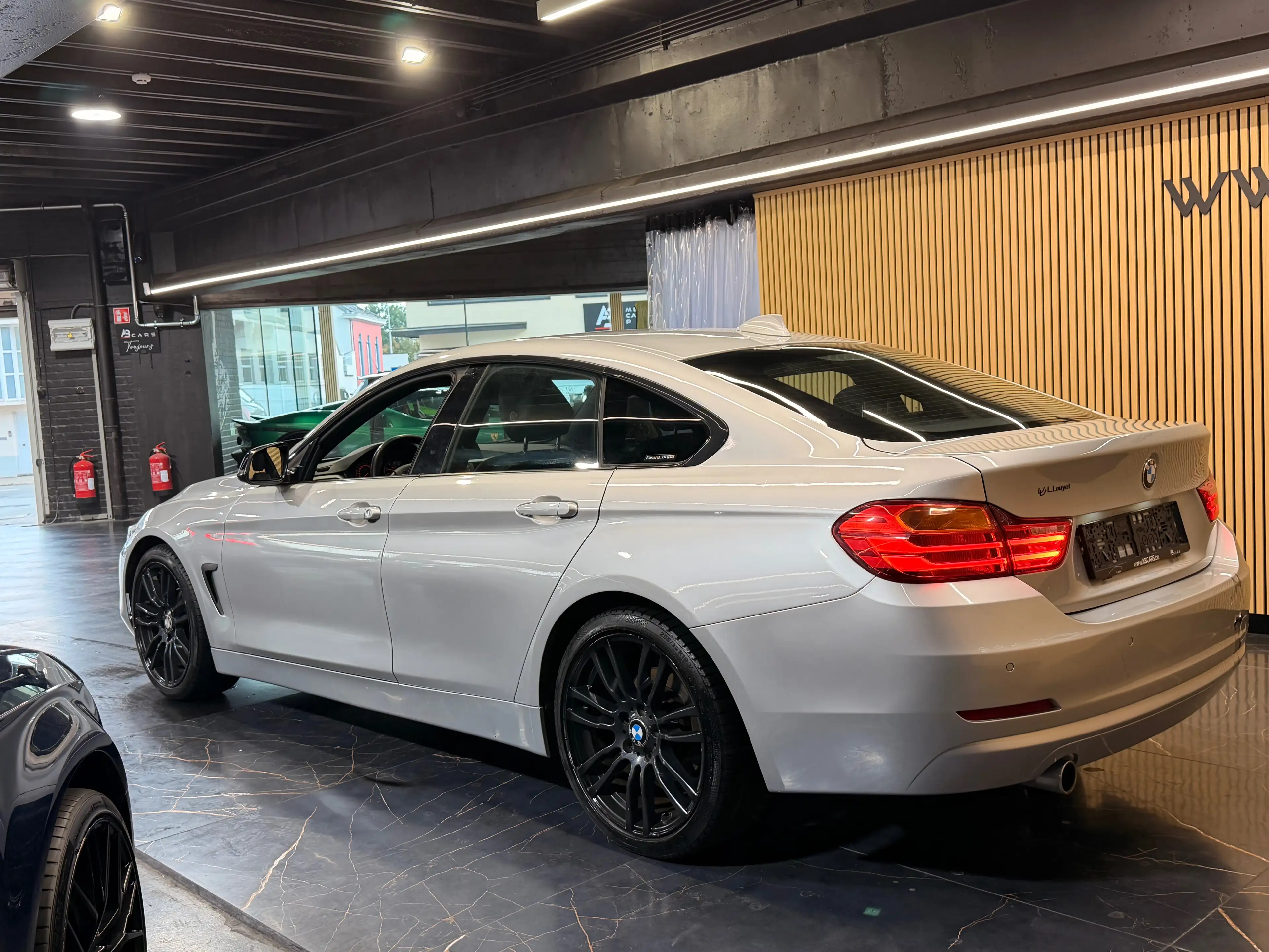 BMW 418 D * Gran Coupé * GARANTIE 12 MOIS * 1ER PROP * JANTE M PACK LOOK * — photo 8