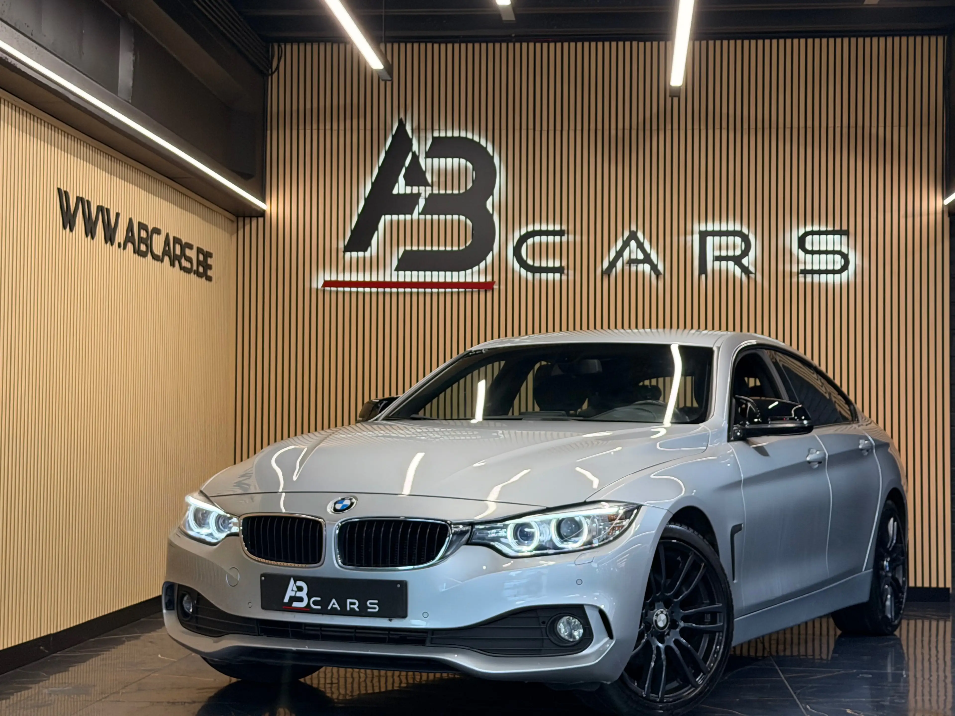 BMW 418 D * Gran Coupé * GARANTIE 12 MOIS * 1ER PROP * JANTE M PACK LOOK *