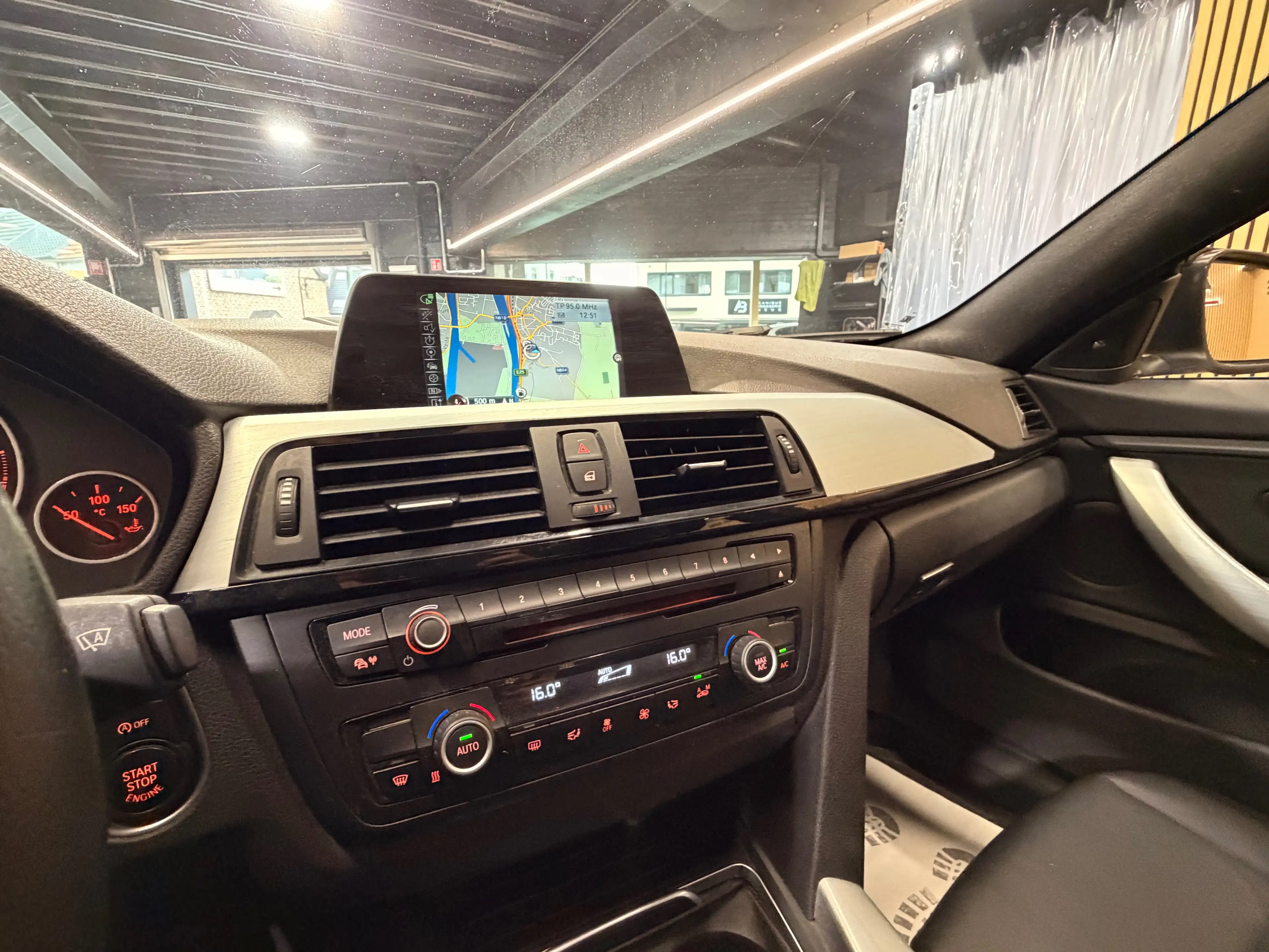 BMW 418 D * Gran Coupé * GARANTIE 12 MOIS * 1ER PROP * JANTE M PACK LOOK * — photo 14