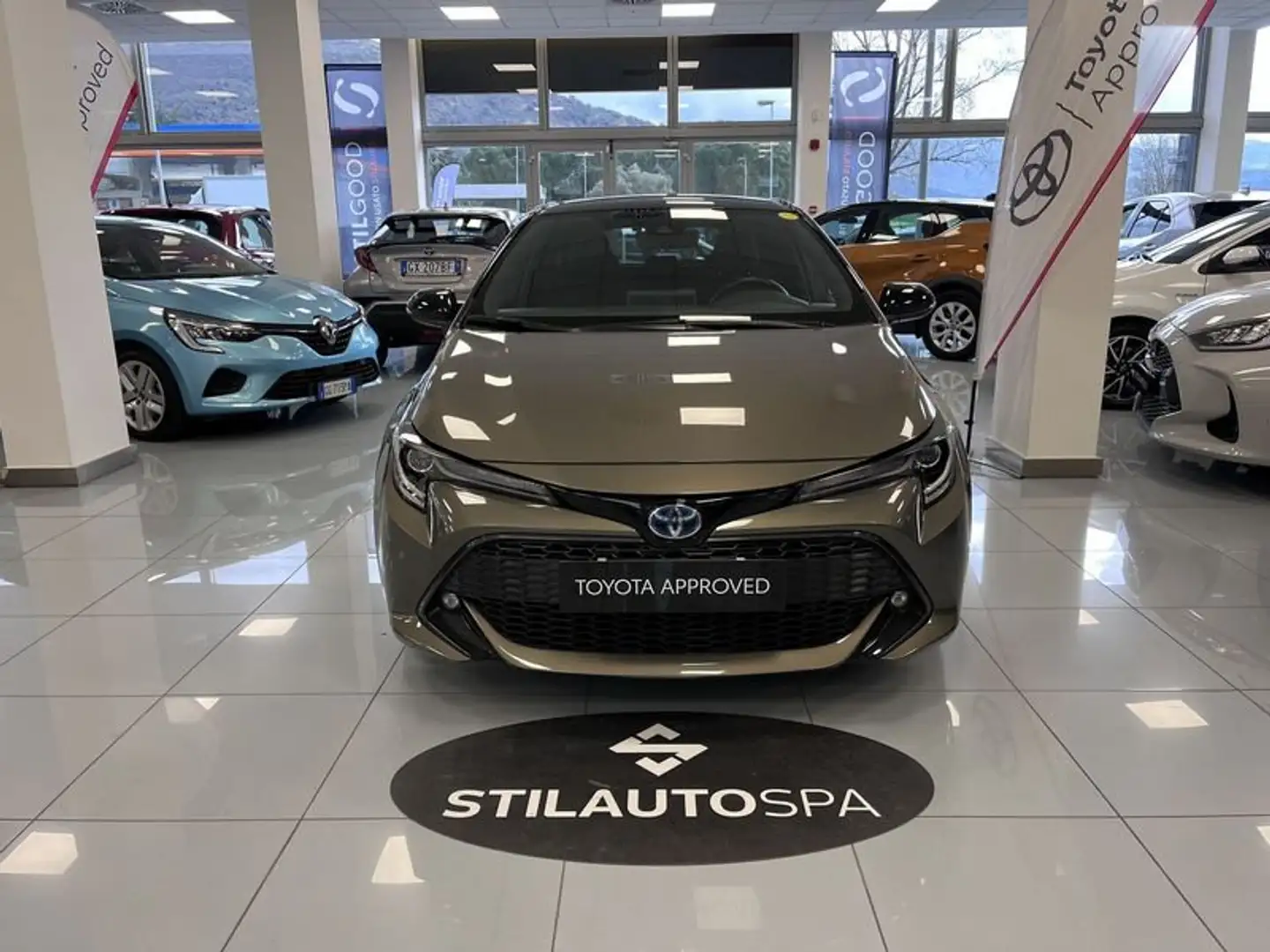 Toyota Corolla 2.0 Hybrid Style Bronzo - 2