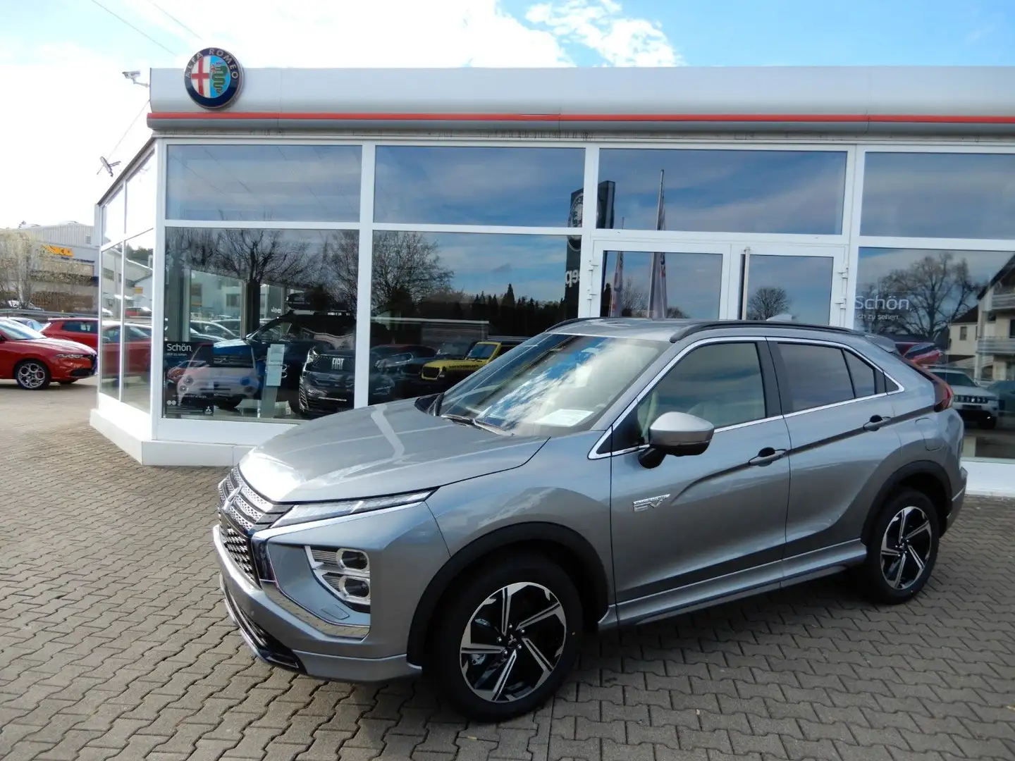 Mitsubishi Eclipse Cross 2.4 PHEV SELECT 4WD Navi LED Grau - 1